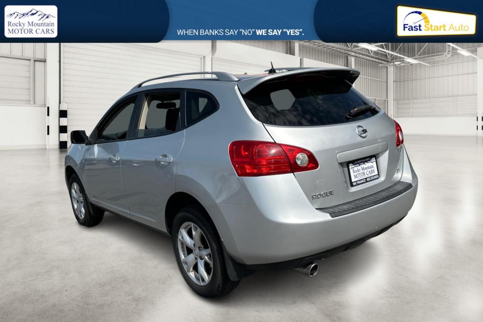2009 Silver Nissan Rogue S 2WD (JN8AS58T49W) with an 2.5L L4 DOHC 16V engine, CVT transmission, located at 7755 State Street, Midvale, UT, 84047, (801) 753-9063, 40.610329, -111.890656 - Photo#5