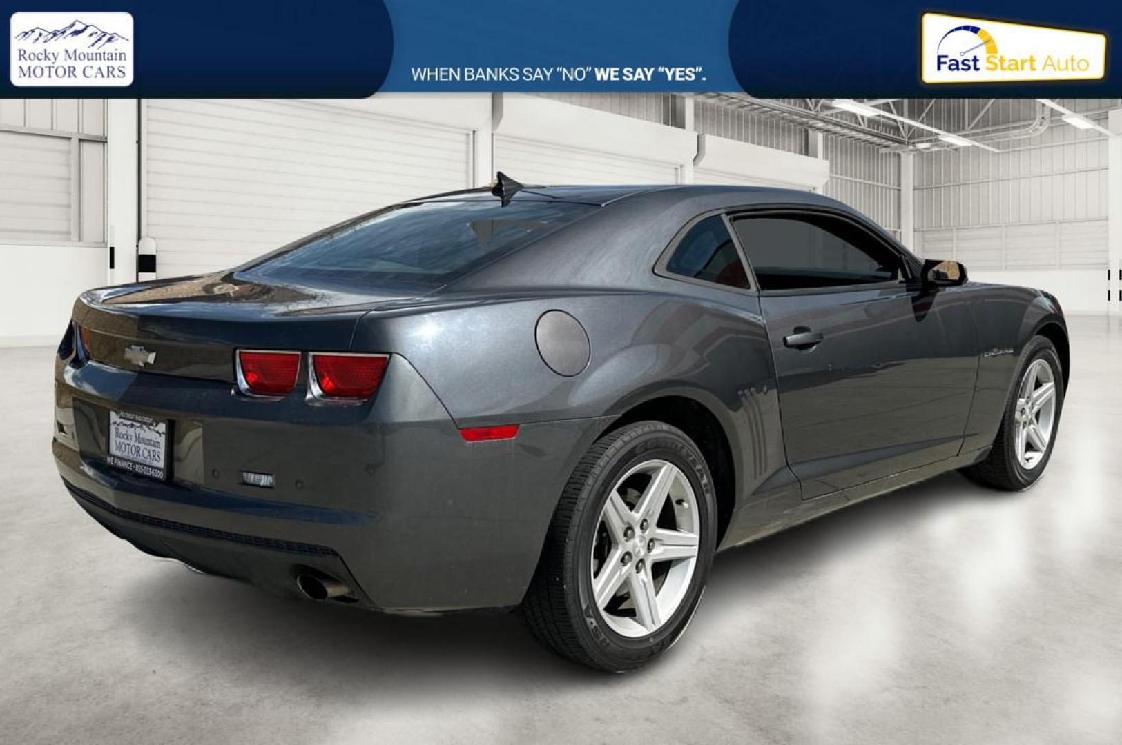 2010 Gray Chevrolet Camaro LT1 Coupe (2G1FB1EV9A9) with an 3.6L V6 DOHC 24V engine, Automatic, 6-Spd w/Overdrive and TAPshift transmission, located at 767 S State Road, Pleasant Grove, UT, 84062, (801) 785-1058, 40.354839, -111.736687 - Photo#2