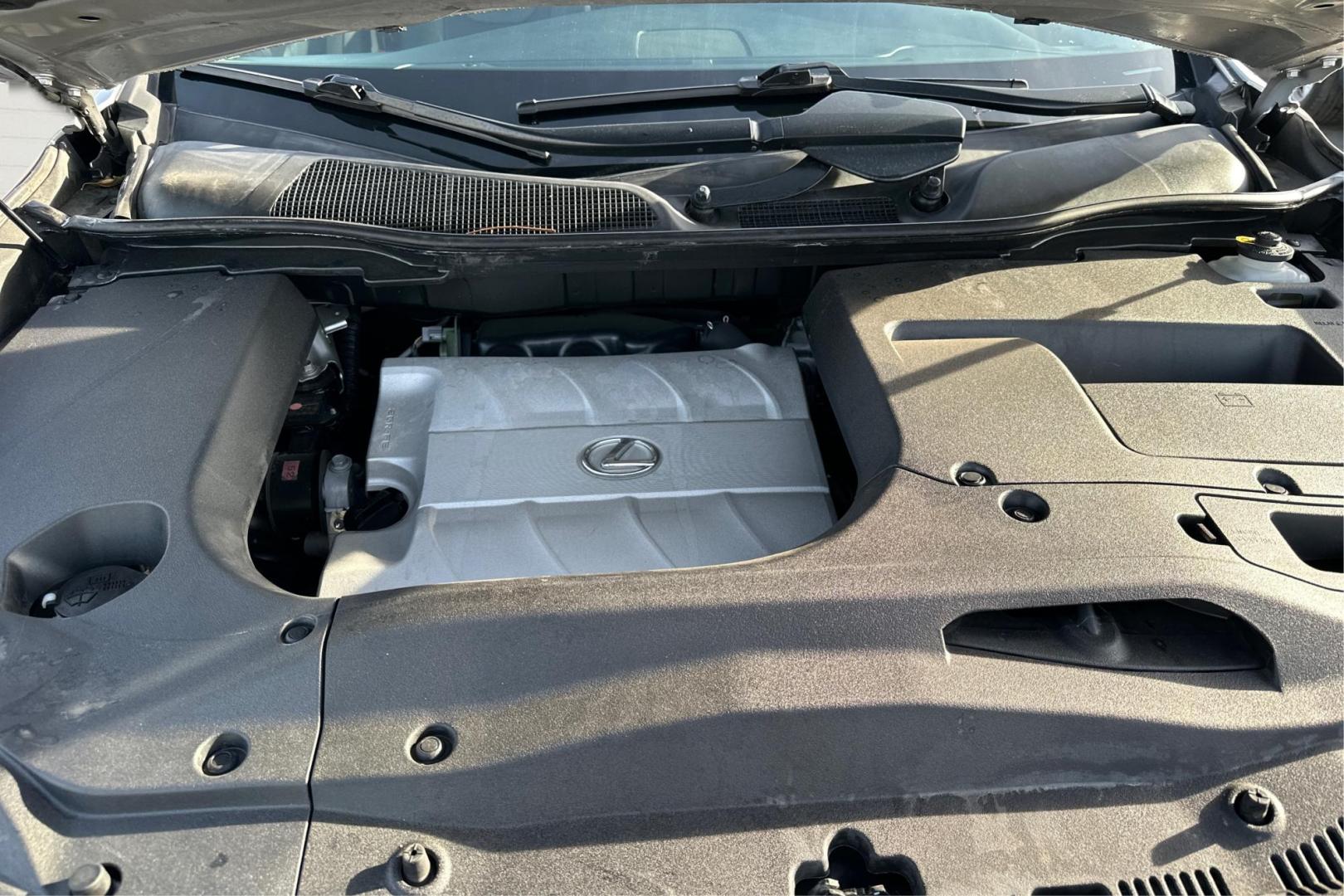 2010 Silver Lexus RX 350 FWD (JTJZK1BA3A2) with an 3.5L V6 DOHC 24V engine, 5-Speed Automatic transmission, located at 7755 State Street, Midvale, UT, 84047, (801) 753-9063, 40.610329, -111.890656 - Photo#10