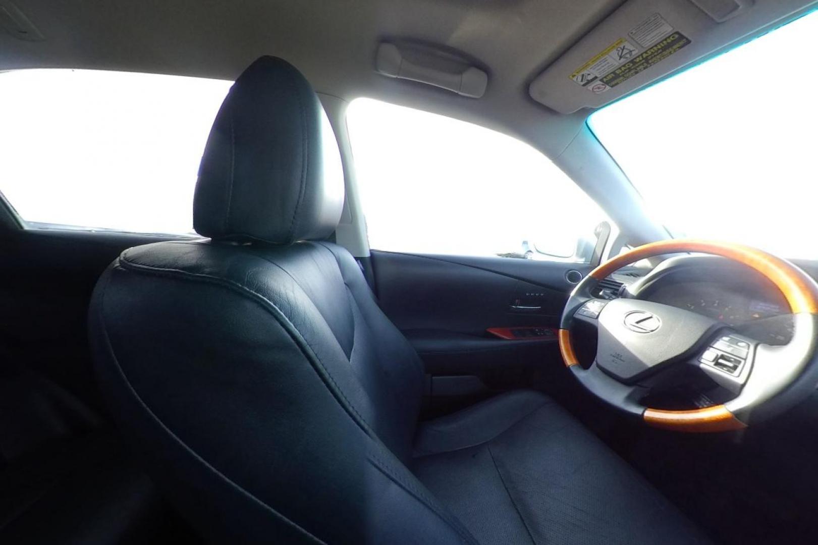 2010 Silver Lexus RX 350 FWD (JTJZK1BA3A2) with an 3.5L V6 DOHC 24V engine, 5-Speed Automatic transmission, located at 7755 State Street, Midvale, UT, 84047, (801) 753-9063, 40.610329, -111.890656 - Photo#19