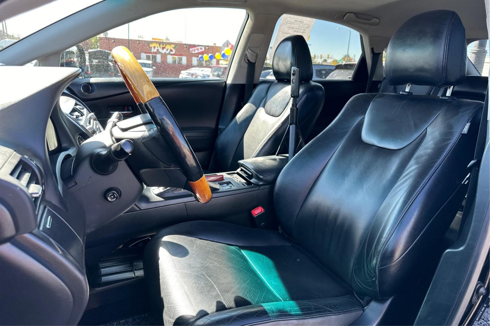 2010 Black Lexus RX 350 FWD (2T2ZK1BA1AC) with an 3.5L V6 DOHC 24V engine, 5-Speed Automatic Overdrive transmission, located at 7755 State Street, Midvale, UT, 84047, (801) 753-9063, 40.610329, -111.890656 - Photo#11