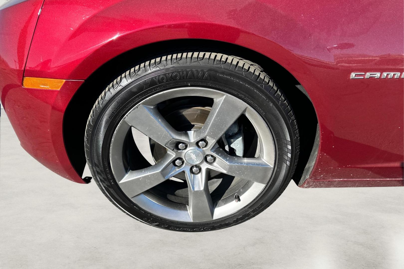 2011 Red Chevrolet Camaro LT2 Coupe (2G1FC1ED1B9) with an 3.6L V6 DOHC 24V engine, 6-Speed Automatic transmission, located at 7755 State Street, Midvale, UT, 84047, (801) 753-9063, 40.610329, -111.890656 - Photo#12