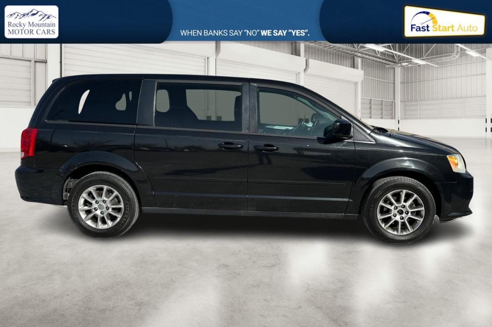 2011 Black Dodge Grand Caravan R/T (2D4RN7DG4BR) with an V6 Flex Fuel 3.6 Liter engine, 6-Speed Automatic transmission, located at 7755 State Street, Midvale, UT, 84047, (801) 753-9063, 40.610329, -111.890656 - Photo#1