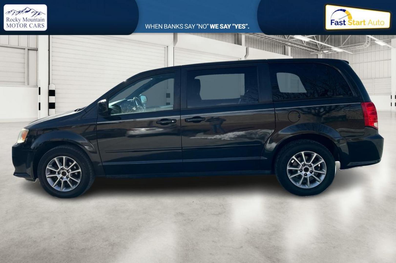 2011 Black Dodge Grand Caravan R/T (2D4RN7DG4BR) with an V6 Flex Fuel 3.6 Liter engine, 6-Speed Automatic transmission, located at 7755 State Street, Midvale, UT, 84047, (801) 753-9063, 40.610329, -111.890656 - Photo#6