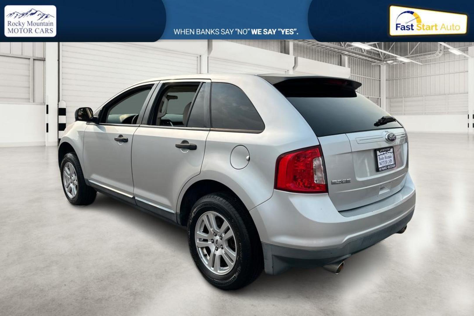 2011 Silver Ford Edge SE FWD (2FMDK3GC1BB) with an 3.5L V6 DOHC 24V engine, 6-Speed Automatic transmission, located at 7755 State Street, Midvale, UT, 84047, (801) 753-9063, 40.610329, -111.890656 - Photo#5