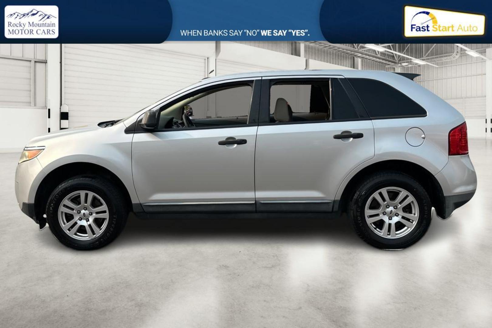 2011 Silver Ford Edge SE FWD (2FMDK3GC1BB) with an 3.5L V6 DOHC 24V engine, 6-Speed Automatic transmission, located at 7755 State Street, Midvale, UT, 84047, (801) 753-9063, 40.610329, -111.890656 - Photo#6