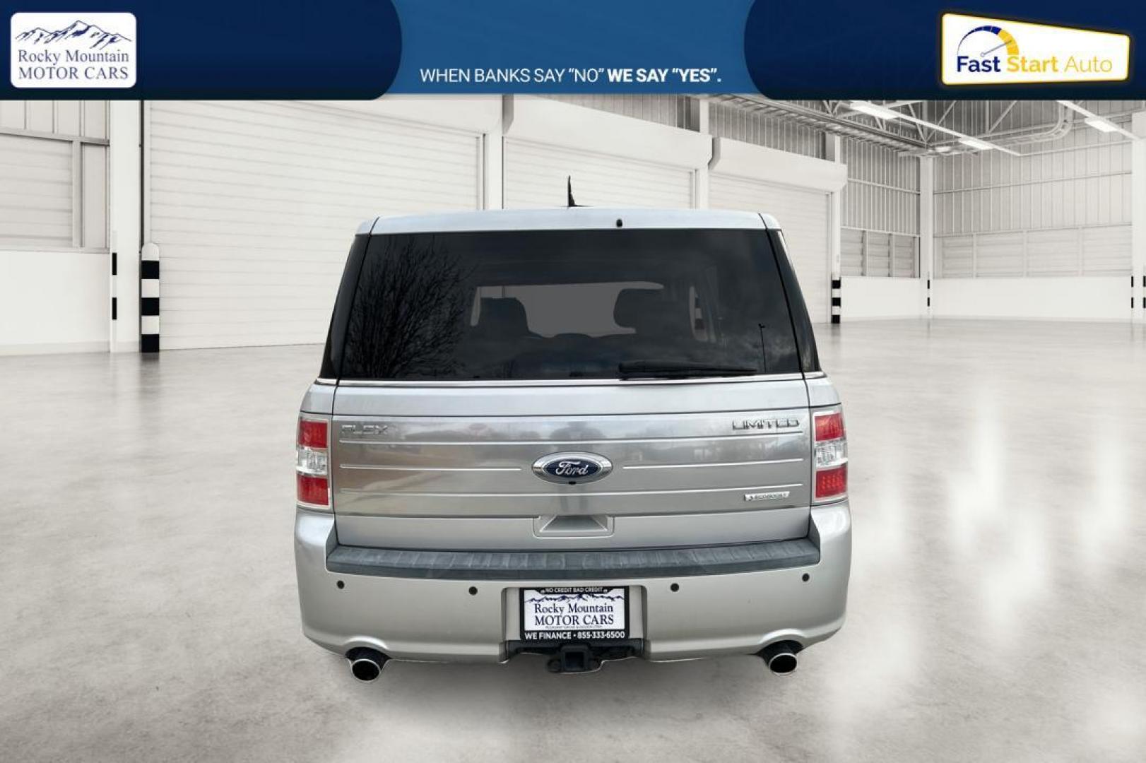 2011 Silver Ford Flex Limited AWD (2FMHK6DT9BB) with an 3.5L V6 DOHC 24V engine, 6-Speed Automatic Overdrive transmission, located at 7755 State Street, Midvale, UT, 84047, (801) 753-9063, 40.610329, -111.890656 - Photo#4