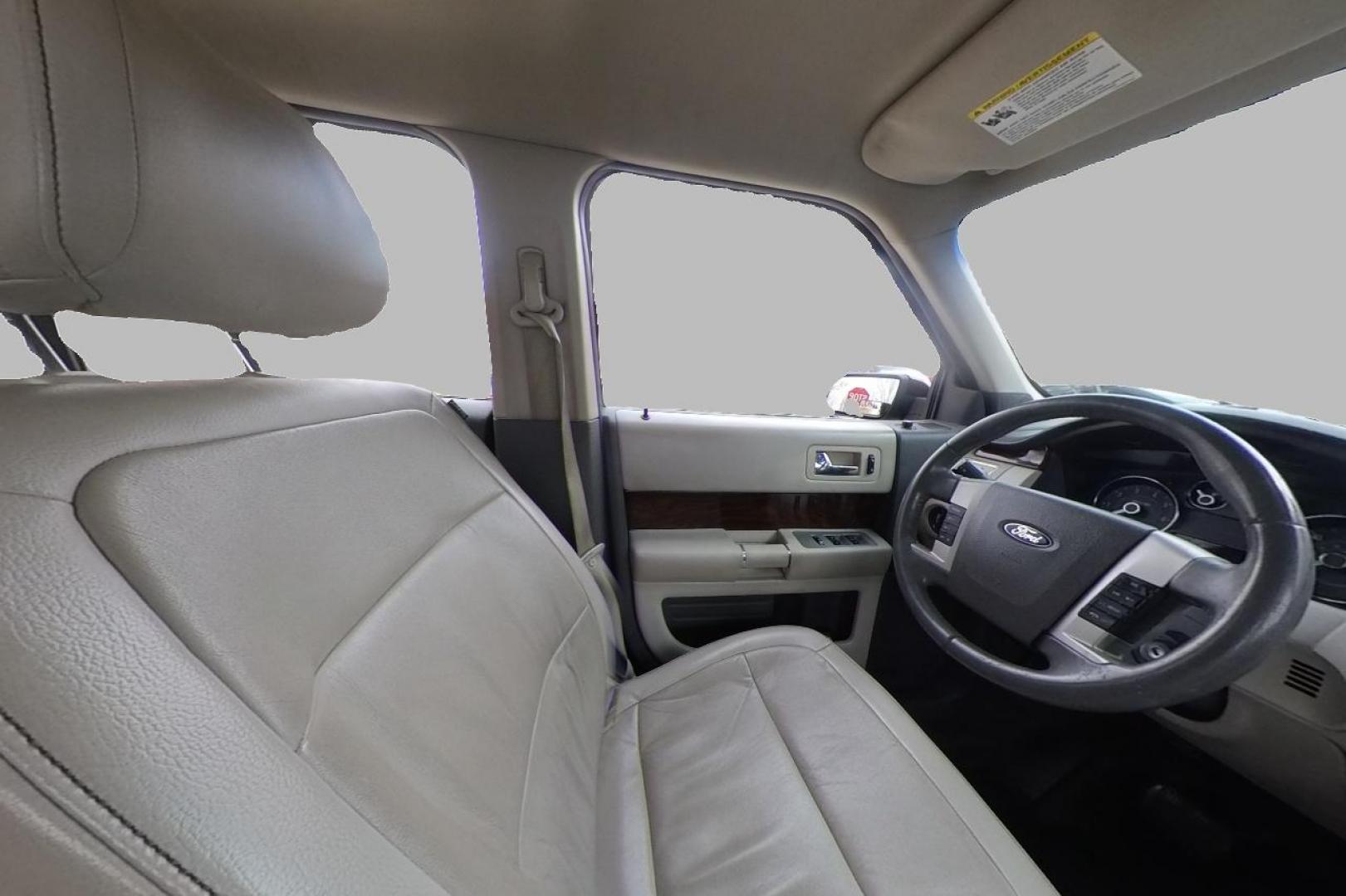2011 Purple Ford Flex SEL FWD (2FMGK5CC4BB) with an 3.5L V6 DOHC 24V engine, 6-Speed Automatic Overdrive transmission, located at 767 S State Road, Pleasant Grove, UT, 84062, (801) 785-1058, 40.354839, -111.736687 - Photo#18