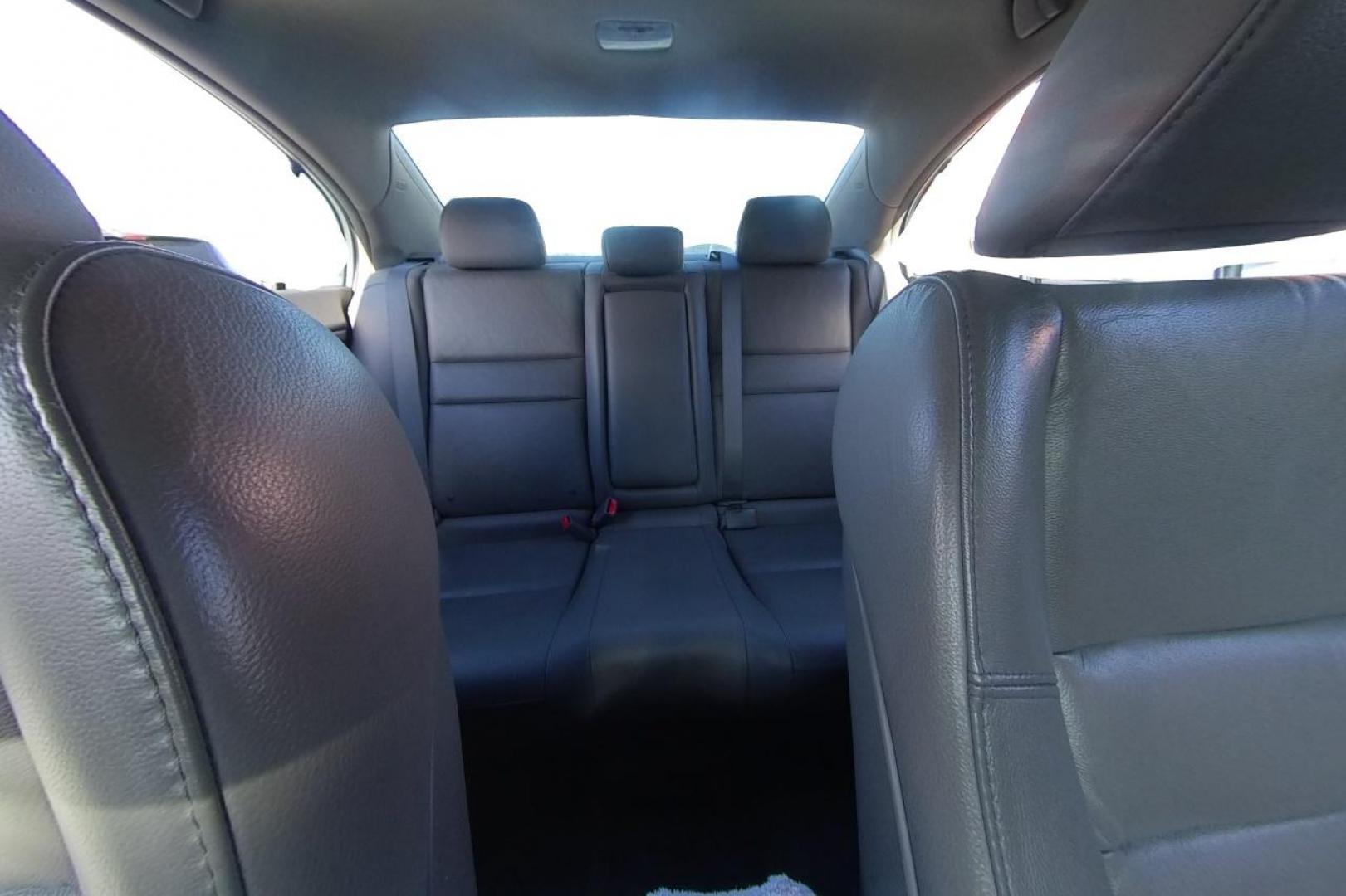 2011 Silver Honda Civic EX-L Sedan 5-Speed AT (19XFA1F97BE) with an 1.8L L4 SOHC 16V engine, 5-Speed Automatic transmission, located at 344 S Washington Blvd, Ogden, UT, 84404, (801) 399-1799, 41.255482, -111.970848 - Photo#16