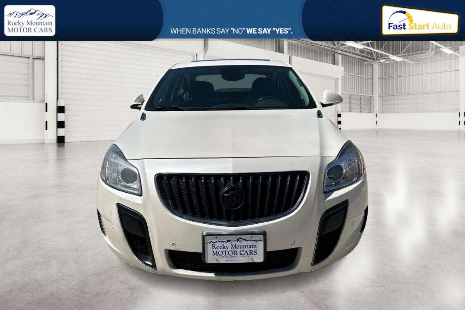 2012 White Buick Regal GS (2G4GV5GV1C9) with an 2.2L L4 DOHC 16V TURBO engine, Automatic, 6-Spd w/Overdrive and Shift Control transmission, located at 767 S State Road, Pleasant Grove, UT, 84062, (801) 785-1058, 40.354839, -111.736687 - Photo#9