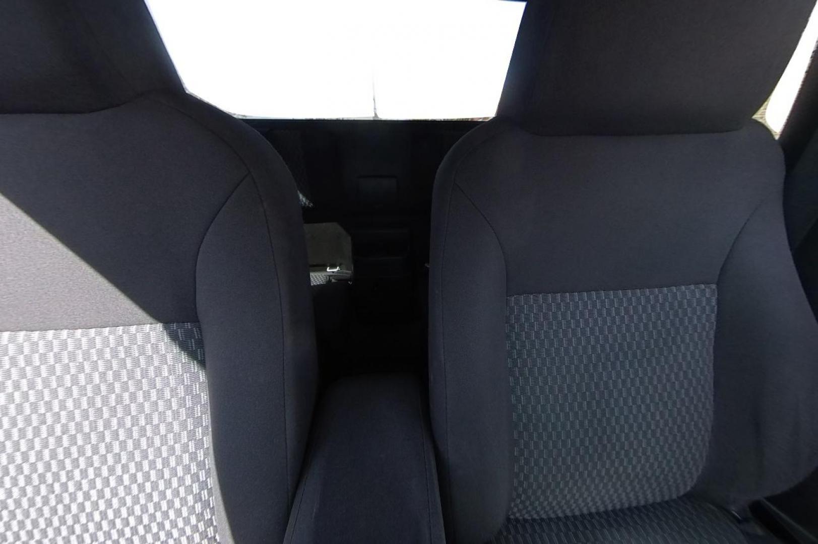 2012 White Chevrolet Colorado Work Truck Ext. Cab 2WD (1GCESBFE9C8) with an 3.7L L5 DOHC 20V engine, Automatic, 4-Spd w/Overdrive transmission, located at 7755 State Street, Midvale, UT, 84047, (801) 753-9063, 40.610329, -111.890656 - Photo#16