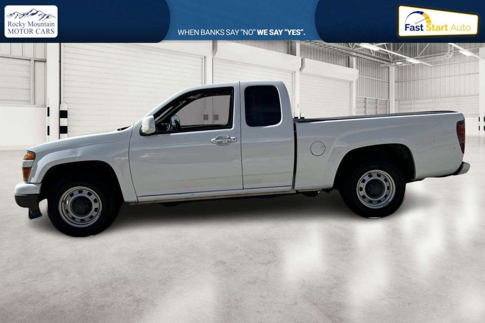 2012 White Chevrolet Colorado Work Truck Ext. Cab 2WD (1GCESBFE9C8) with an 3.7L L5 DOHC 20V engine, Automatic, 4-Spd w/Overdrive transmission, located at 7755 State Street, Midvale, UT, 84047, (801) 753-9063, 40.610329, -111.890656 - Photo#6