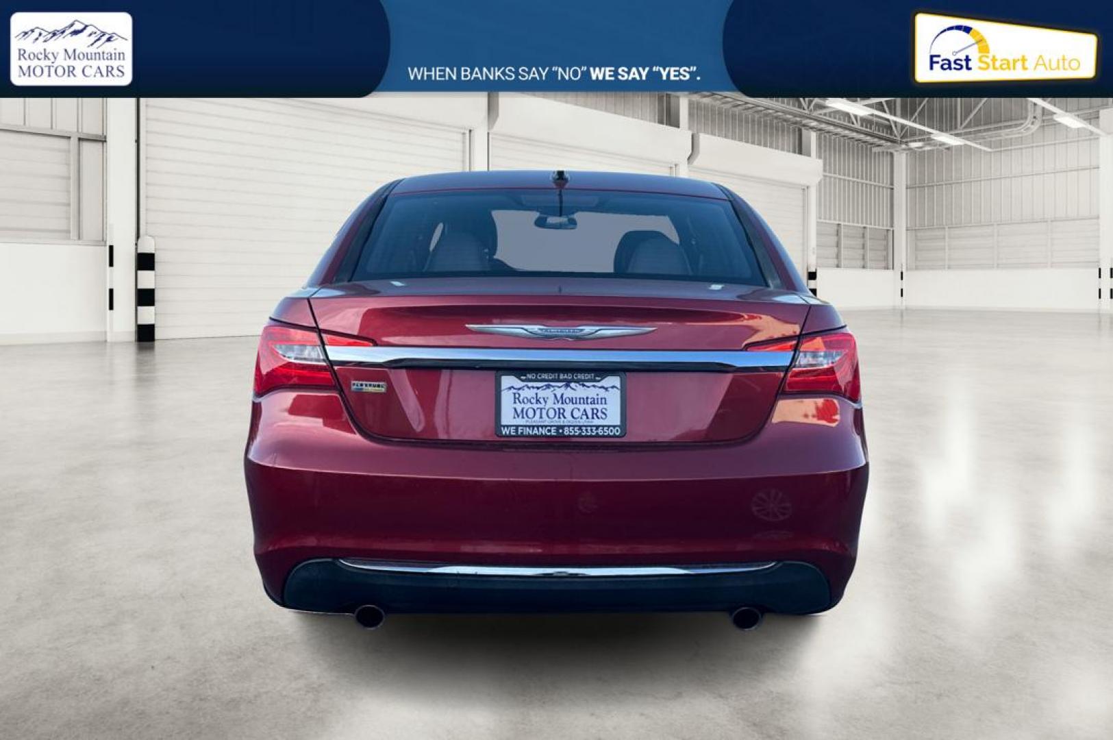 2012 Purple Chrysler 200 Touring (1C3CCBBG2CN) with an 3.6L V6 DOHC 24V FFV engine, 6-Speed Automatic transmission, located at 344 S Washington Blvd, Ogden, UT, 84404, (801) 399-1799, 41.255482, -111.970848 - Photo#4