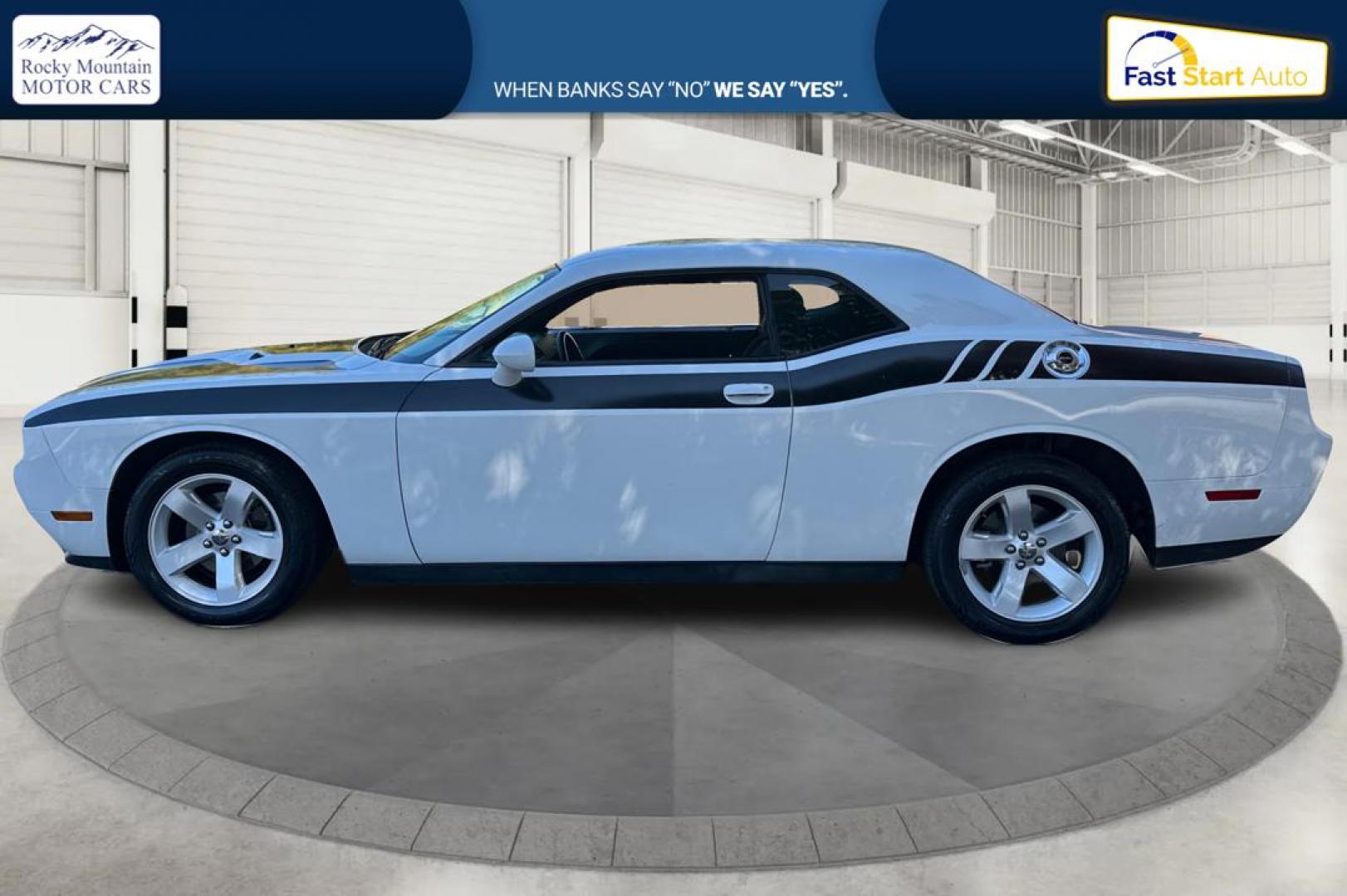 2012 White Dodge Challenger SXT (2C3CDYAG7CH) with an 3.6L V6 DOHC 24V engine, 4-Speed Automatic transmission, located at 767 S State Road, Pleasant Grove, UT, 84062, (801) 785-1058, 40.354839, -111.736687 - Photo#5
