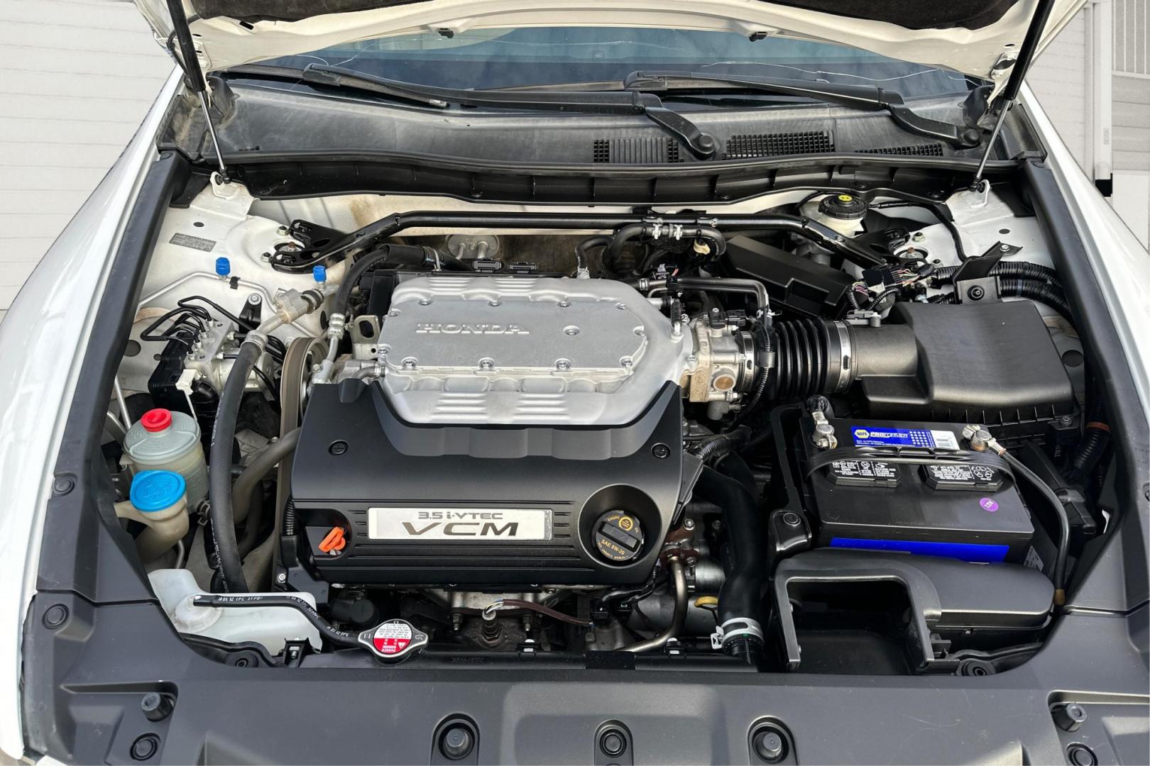 2012 White Honda Accord EX-L V6 Sedan AT (1HGCP3F88CA) with an 3.5L V6 SOHC 24V engine, 5-Speed Automatic transmission, located at 7755 State Street, Midvale, UT, 84047, (801) 753-9063, 40.610329, -111.890656 - Photo#10