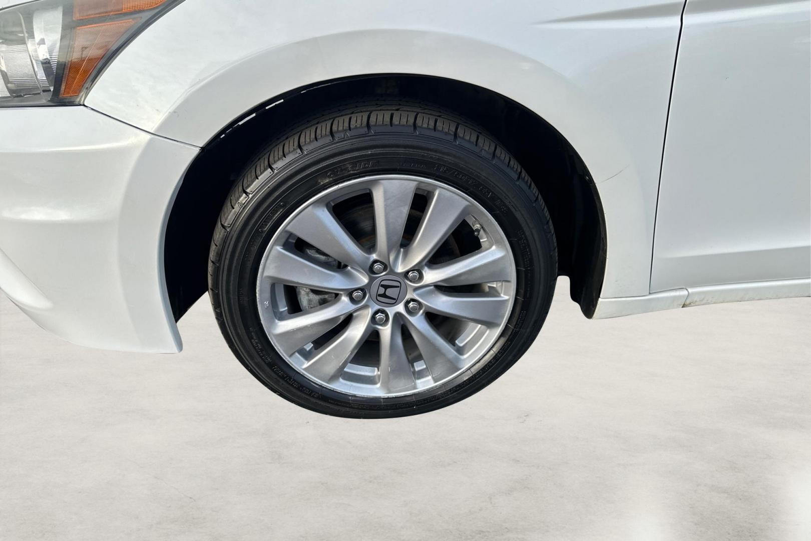 2012 White Honda Accord EX-L V6 Sedan AT (1HGCP3F88CA) with an 3.5L V6 SOHC 24V engine, 5-Speed Automatic transmission, located at 7755 State Street, Midvale, UT, 84047, (801) 753-9063, 40.610329, -111.890656 - Photo#12