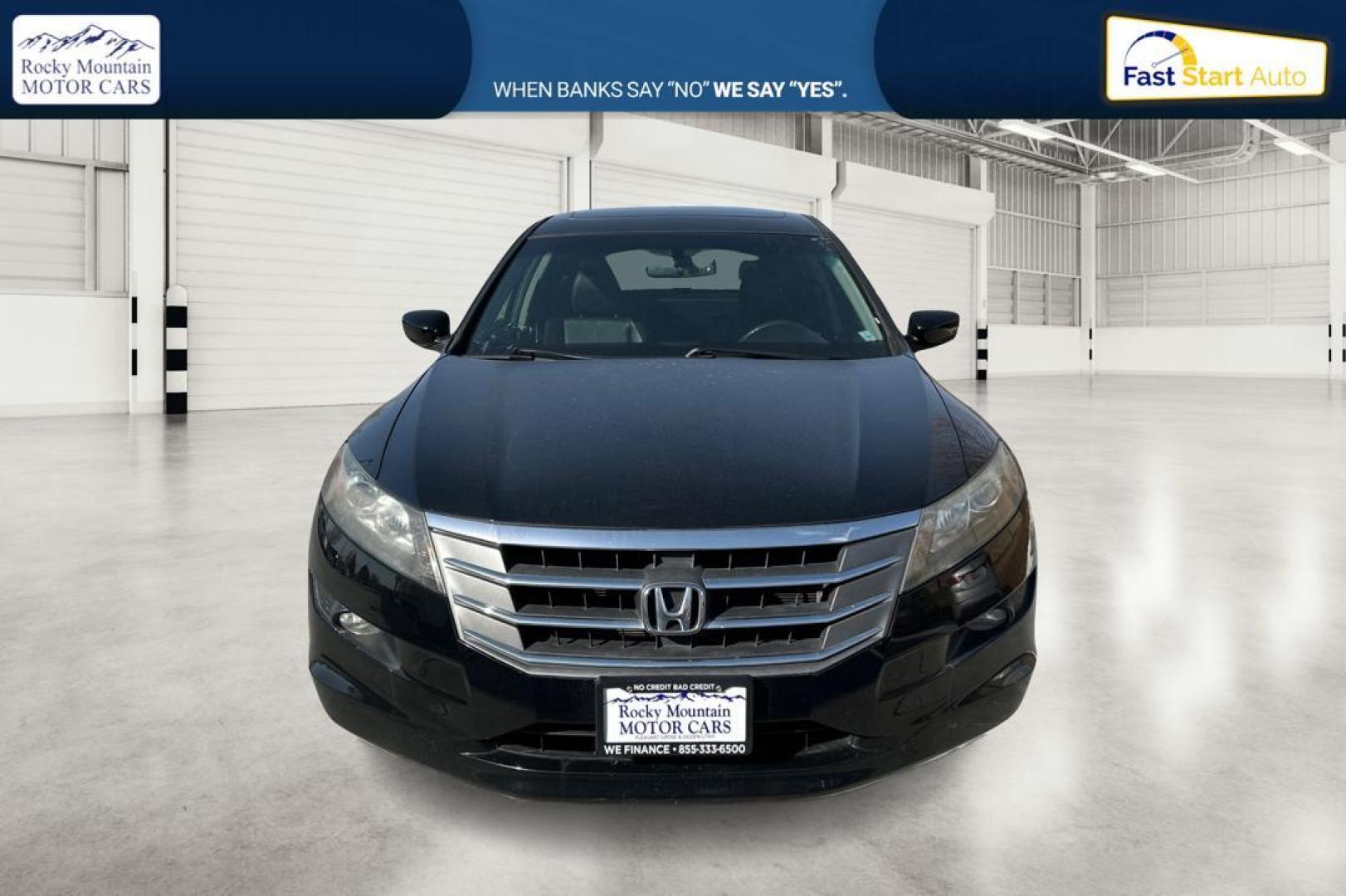 2012 Black Honda Accord Crosstour EX-L V-6 2WD w/ Navigation (5J6TF1H5XCL) with an 3.5L V6 SOHC 24V engine, 5-Speed Automatic transmission, located at 344 S Washington Blvd, Ogden, UT, 84404, (801) 399-1799, 41.255482, -111.970848 - Photo#9