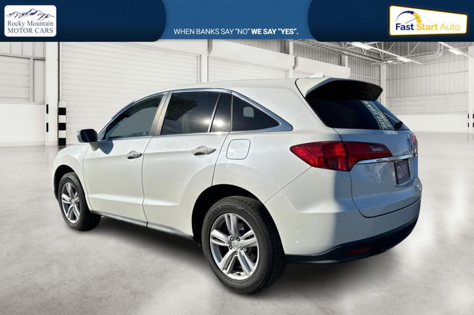 2013 White Acura RDX 6-Spd AT w/ Technology Package (5J8TB3H5XDL) with an 2.3L L4 DOHC 16V engine, 6-Speed Automatic transmission, located at 7755 State Street, Midvale, UT, 84047, (801) 753-9063, 40.610329, -111.890656 - Photo#5