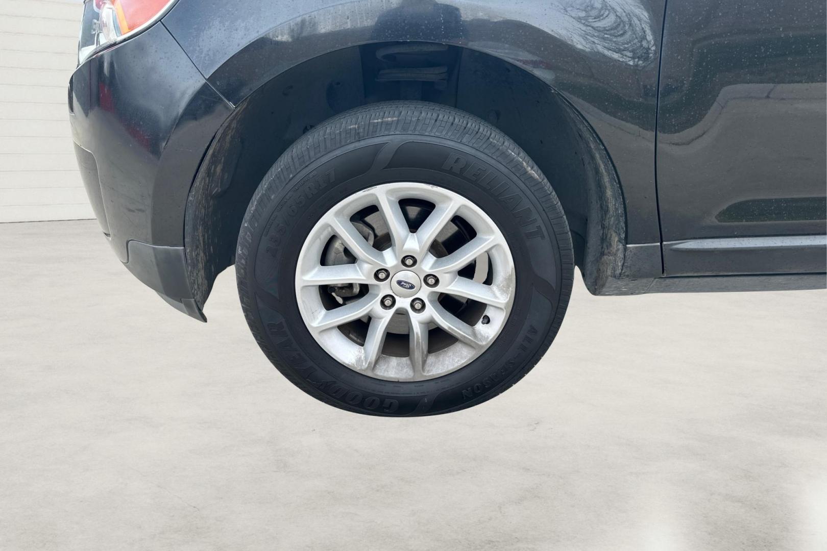 2013 Black Ford Edge SE FWD (2FMDK3GC9DB) with an 3.5L V6 DOHC 24V engine, 6-Speed Automatic transmission, located at 767 S State Road, Pleasant Grove, UT, 84062, (801) 785-1058, 40.354839, -111.736687 - Photo#12