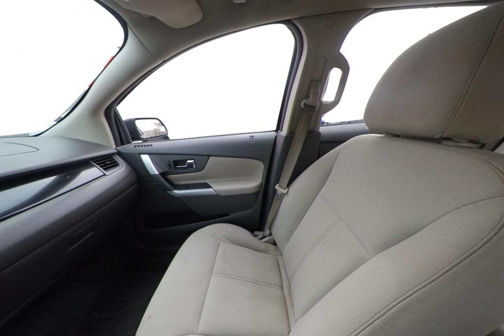 2013 Black Ford Edge SE FWD (2FMDK3GC9DB) with an 3.5L V6 DOHC 24V engine, 6-Speed Automatic transmission, located at 767 S State Road, Pleasant Grove, UT, 84062, (801) 785-1058, 40.354839, -111.736687 - Photo#15