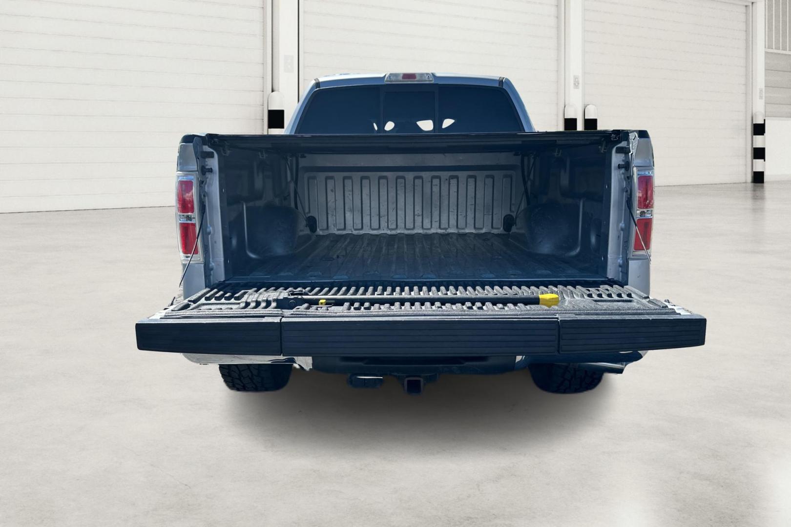 2013 Silver Ford F-150 XLT SuperCrew 6.5-ft. Bed 4WD (1FTFW1ET3DK) with an 3.5L V6 TURBO engine, 6-Speed Automatic transmission, located at 7755 State Street, Midvale, UT, 84047, (801) 753-9063, 40.610329, -111.890656 - Photo#10