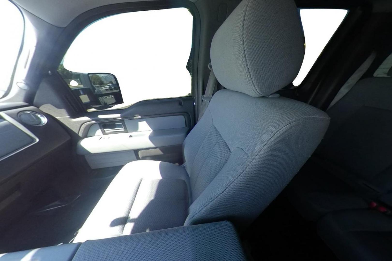 2013 Silver Ford F-150 XLT SuperCrew 6.5-ft. Bed 4WD (1FTFW1ET3DK) with an 3.5L V6 TURBO engine, 6-Speed Automatic transmission, located at 7755 State Street, Midvale, UT, 84047, (801) 753-9063, 40.610329, -111.890656 - Photo#14