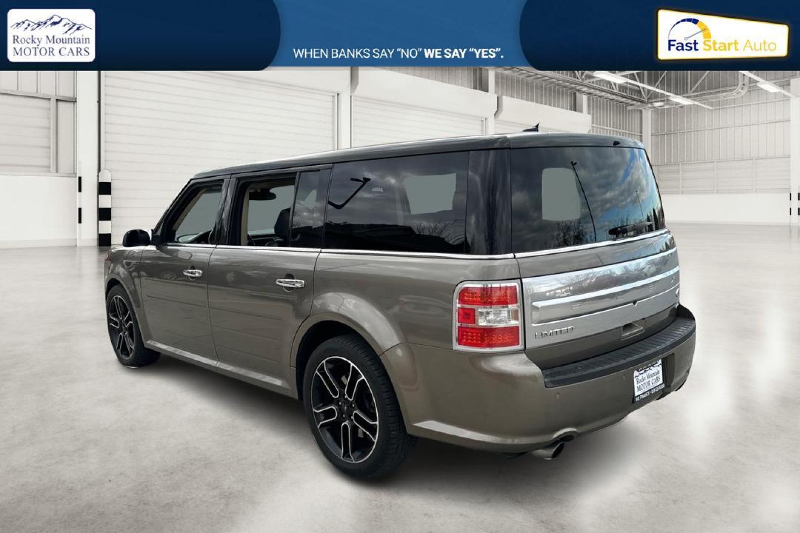 2013 Gray Ford Flex Limited AWD (2FMHK6DT0DB) with an 3.5L V6 DOHC 24V engine, 6-Speed Automatic Overdrive transmission, located at 7755 State Street, Midvale, UT, 84047, (801) 753-9063, 40.610329, -111.890656 - Photo#5