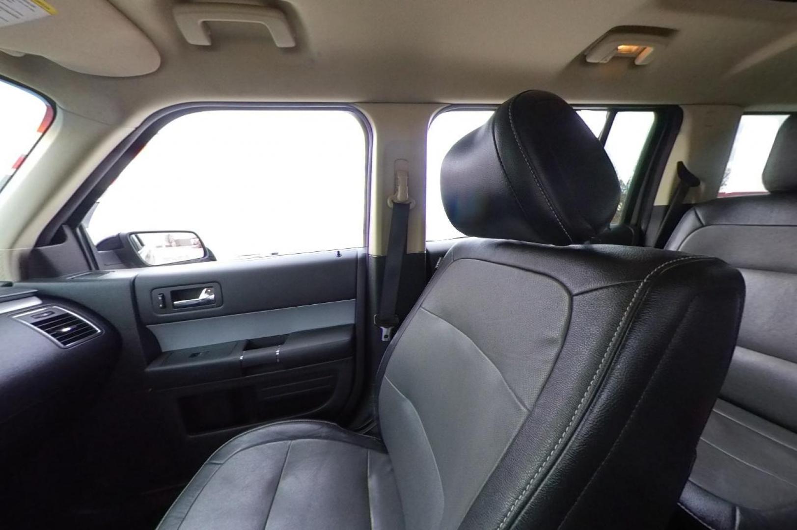2013 Gray Ford Flex Limited AWD (2FMHK6DT0DB) with an 3.5L V6 DOHC 24V engine, 6-Speed Automatic Overdrive transmission, located at 7755 State Street, Midvale, UT, 84047, (801) 753-9063, 40.610329, -111.890656 - Photo#16
