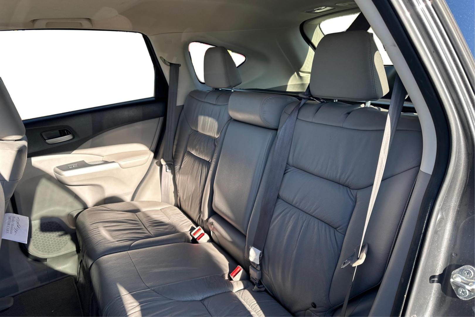 2013 Gray Honda CR-V EX-L 2WD 5-Speed AT (2HKRM3H74DH) with an 2.4L L4 DOHC 16V engine, 5-Speed Automatic transmission, located at 767 S State Road, Pleasant Grove, UT, 84062, (801) 785-1058, 40.354839, -111.736687 - Photo#15