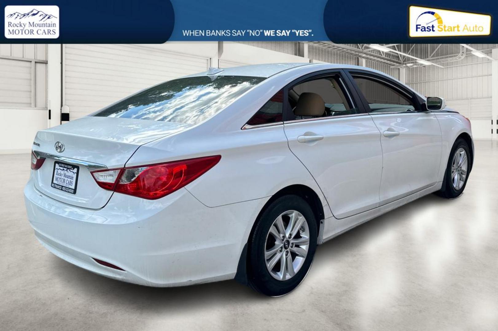 2013 White Hyundai Sonata GLS (5NPEB4AC4DH) with an 2.4L L4 DOHC 16V engine, 6-Speed Automatic transmission, located at 767 S State Road, Pleasant Grove, UT, 84062, (801) 785-1058, 40.354839, -111.736687 - Photo#2
