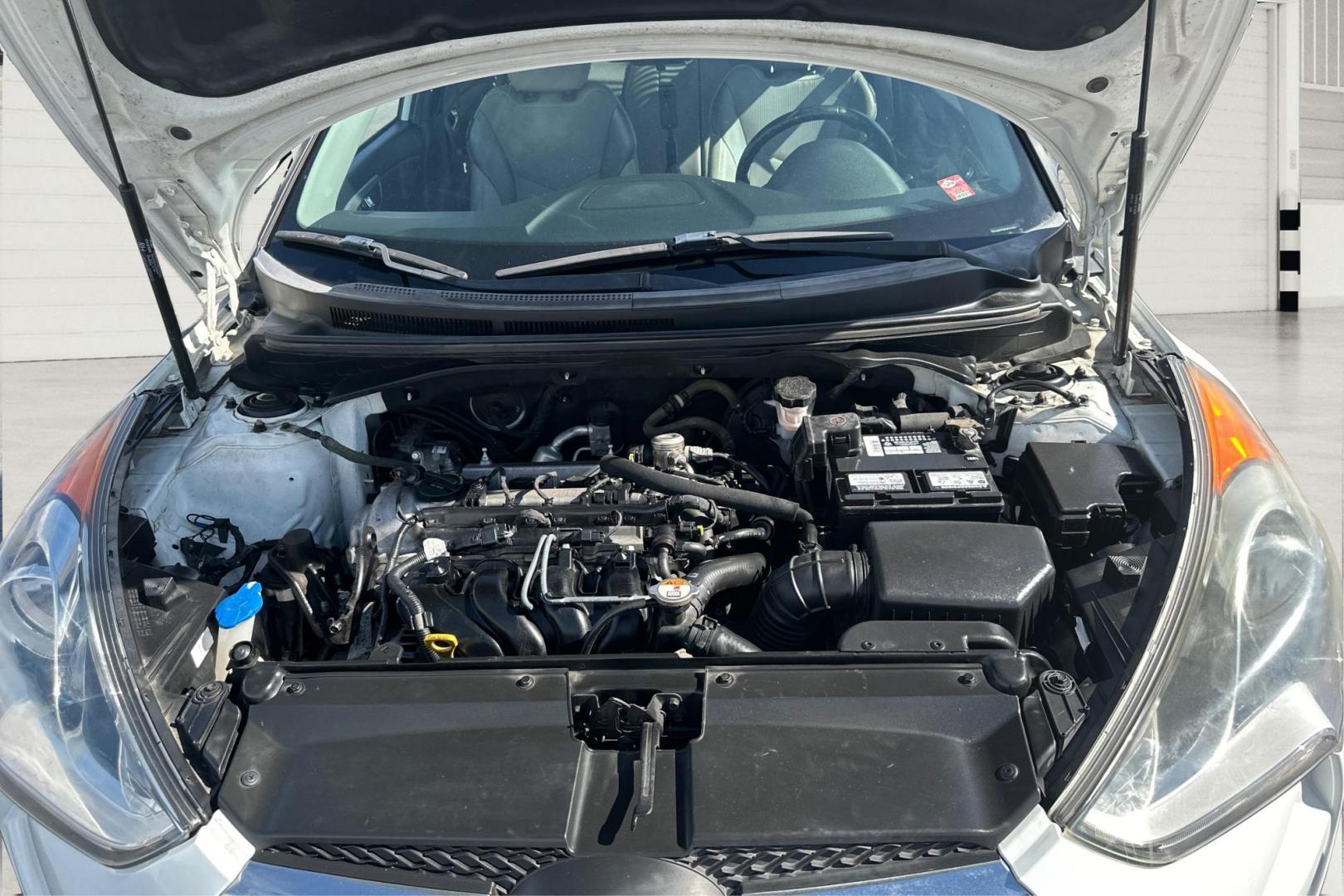 2013 White Hyundai Veloster Base (KMHTC6AD4DU) with an 1.6L L4 DOHC 16V engine, Auto, 6-Spd EcoShft DCT transmission, located at 7755 State Street, Midvale, UT, 84047, (801) 753-9063, 40.610329, -111.890656 - Photo#10