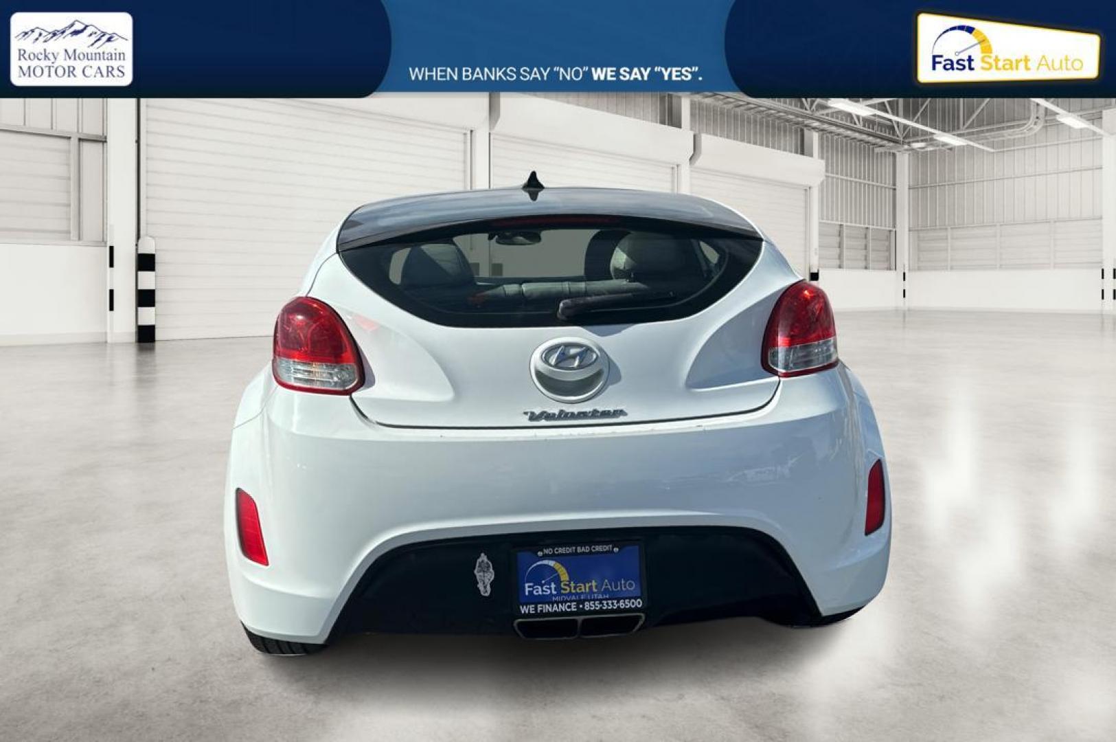 2013 White Hyundai Veloster Base (KMHTC6AD4DU) with an 1.6L L4 DOHC 16V engine, Auto, 6-Spd EcoShft DCT transmission, located at 7755 State Street, Midvale, UT, 84047, (801) 753-9063, 40.610329, -111.890656 - Photo#4