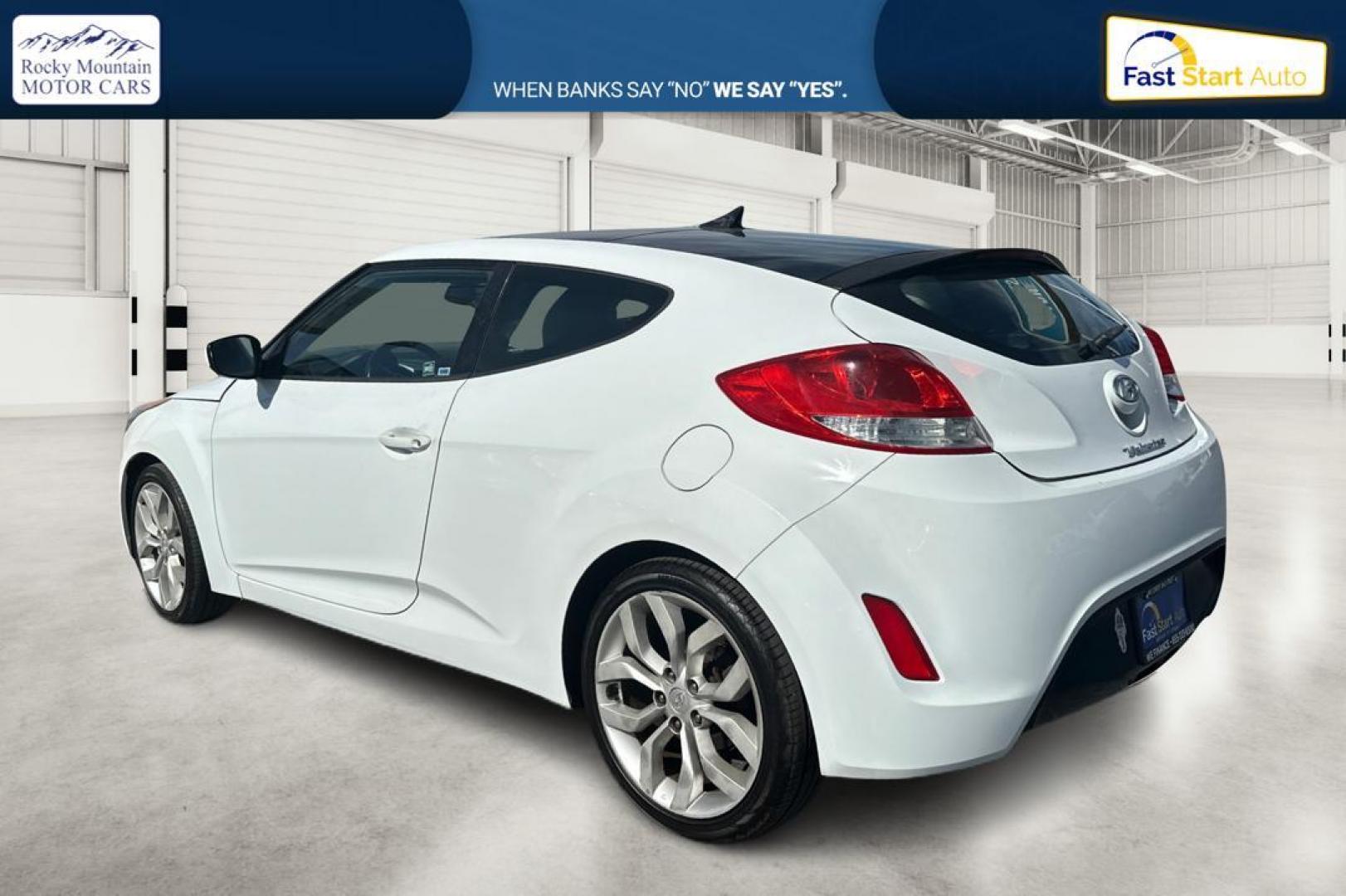 2013 White Hyundai Veloster Base (KMHTC6AD4DU) with an 1.6L L4 DOHC 16V engine, Auto, 6-Spd EcoShft DCT transmission, located at 7755 State Street, Midvale, UT, 84047, (801) 753-9063, 40.610329, -111.890656 - Photo#5