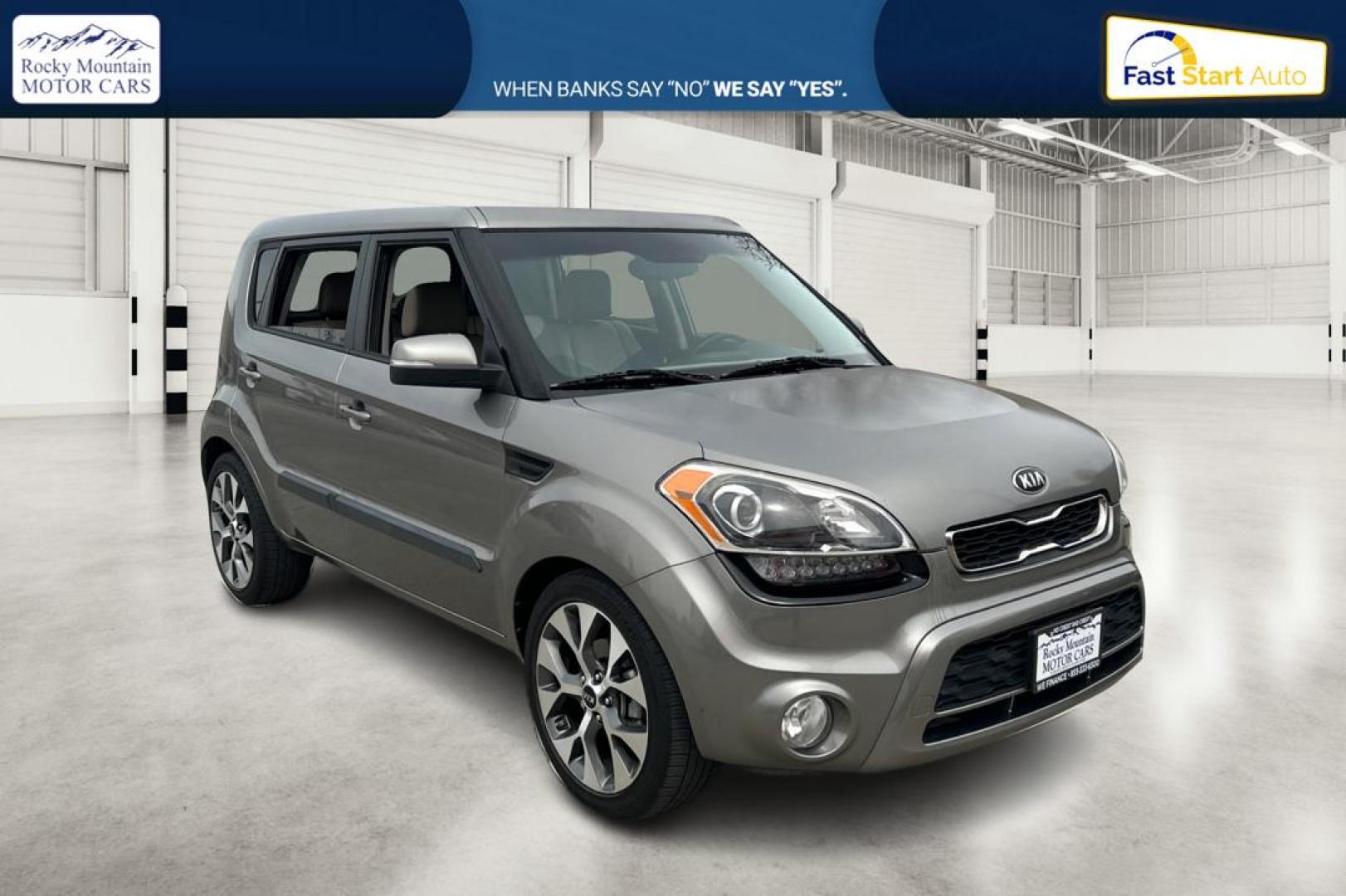 2013 Silver Kia Soul ! (KNDJT2A61D7) with an 2.0L L4 DOHC 16V engine, Automatic, 6-Spd transmission, located at 767 S State Road, Pleasant Grove, UT, 84062, (801) 785-1058, 40.354839, -111.736687 - Photo#0