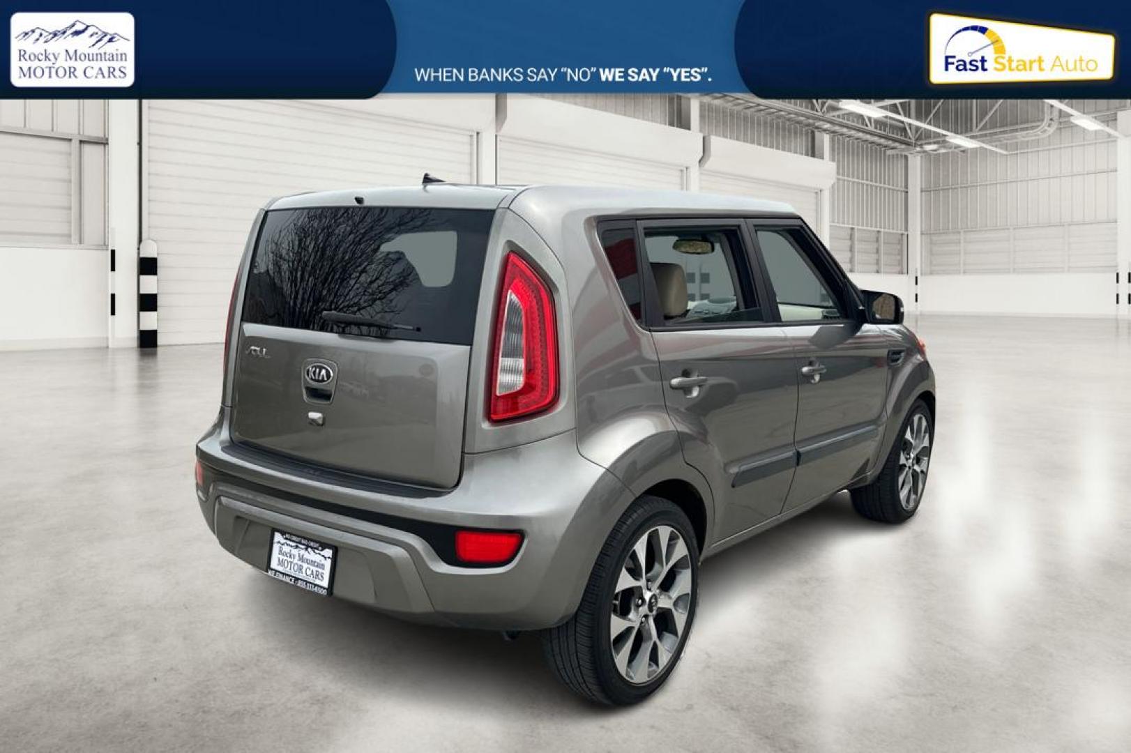 2013 Silver Kia Soul ! (KNDJT2A61D7) with an 2.0L L4 DOHC 16V engine, Automatic, 6-Spd transmission, located at 767 S State Road, Pleasant Grove, UT, 84062, (801) 785-1058, 40.354839, -111.736687 - Photo#2