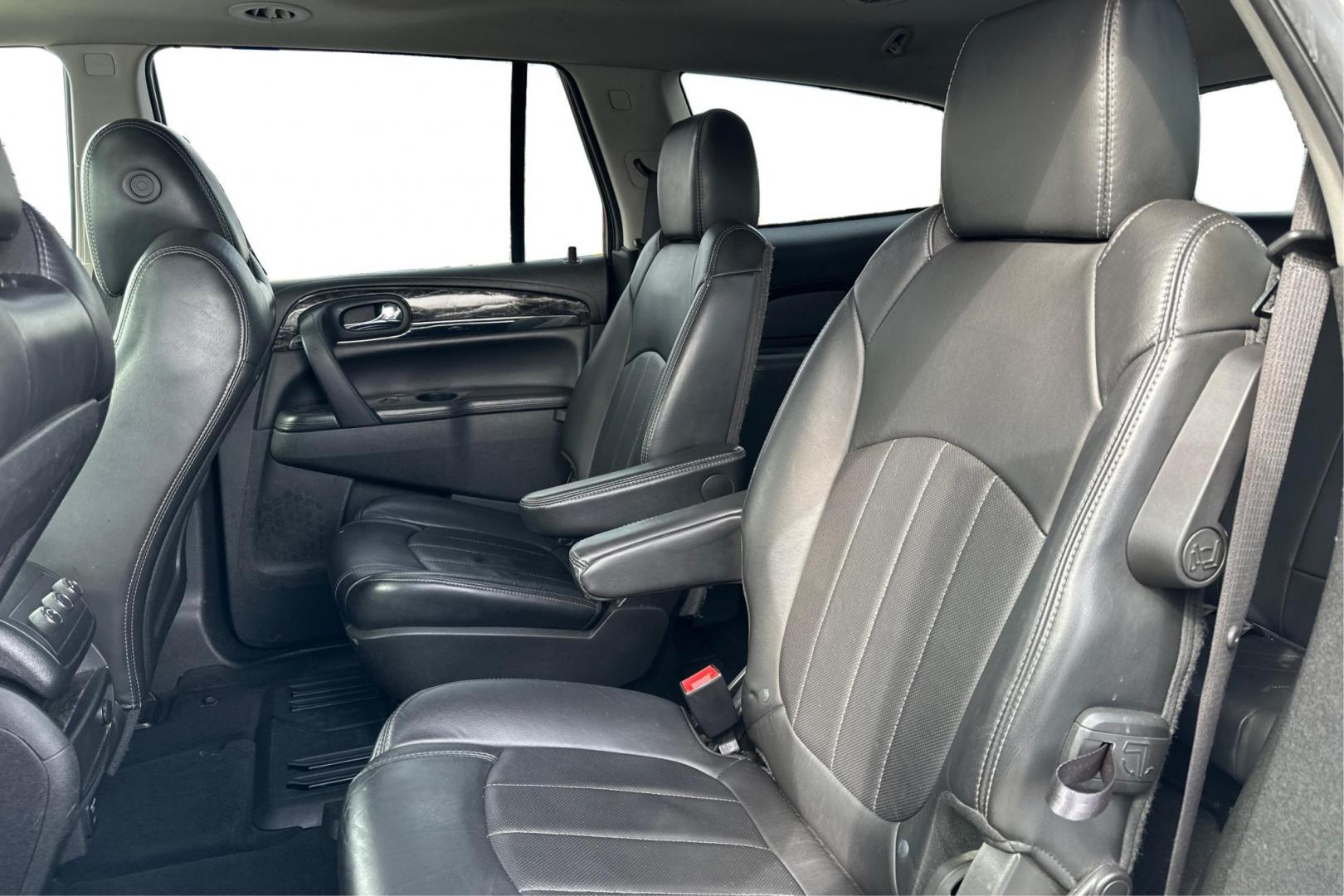 2014 White Buick Enclave Leather FWD (5GAKRBKD2EJ) with an 3.6L V6 DOHC 24V engine, 6-Speed Automatic Overdrive transmission, located at 7755 State Street, Midvale, UT, 84047, (801) 753-9063, 40.610329, -111.890656 - Photo#14