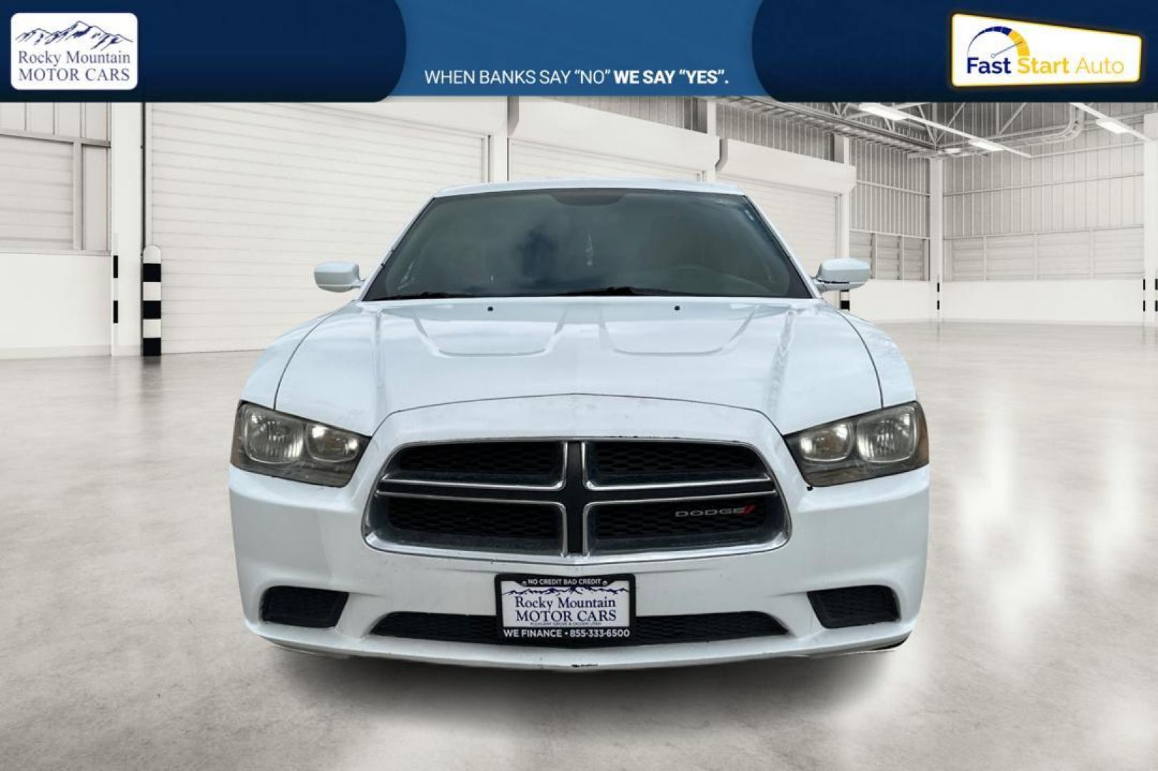2014 White Dodge Charger SE (2C3CDXBG4EH) with an 3.6L V6 DOHC 24V engine, 5-Speed Automatic transmission, located at 7755 State Street, Midvale, UT, 84047, (801) 753-9063, 40.610329, -111.890656 - Photo#9