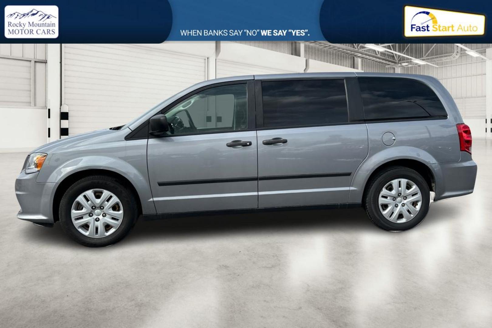 2014 Silver Dodge Grand Caravan SE (2C4RDGBG8ER) with an 3.6L V6 DOHC 24V engine, 6-Speed Automatic transmission, located at 344 S Washington Blvd, Ogden, UT, 84404, (801) 399-1799, 41.255482, -111.970848 - Photo#6