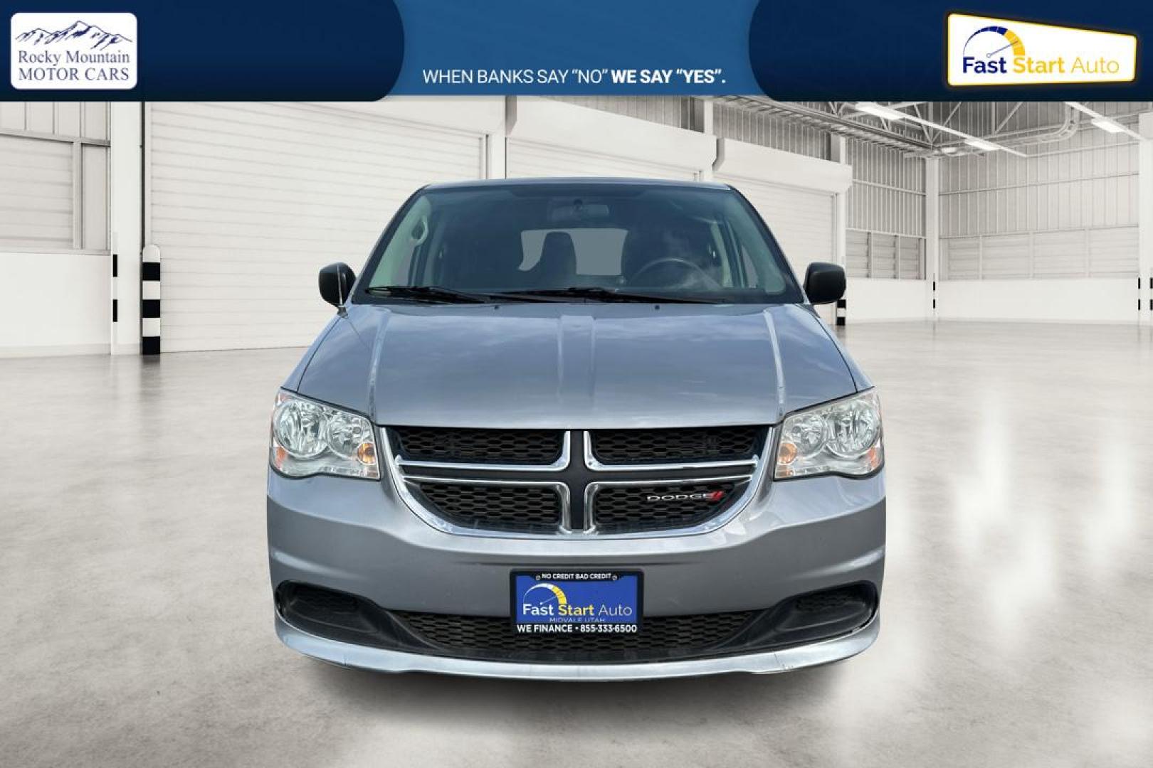 2014 Silver Dodge Grand Caravan SE (2C4RDGBG8ER) with an 3.6L V6 DOHC 24V engine, 6-Speed Automatic transmission, located at 344 S Washington Blvd, Ogden, UT, 84404, (801) 399-1799, 41.255482, -111.970848 - Photo#9