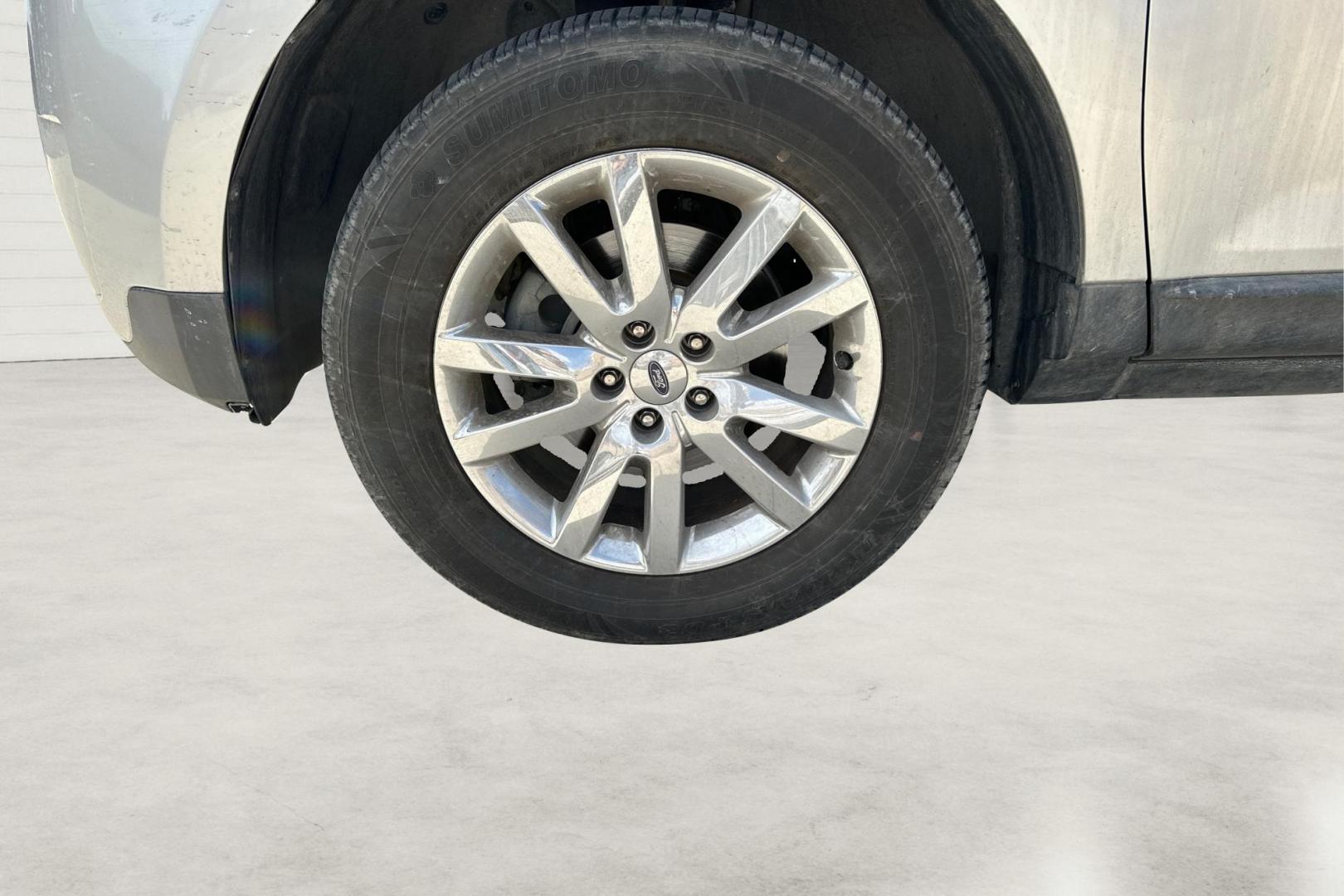 2014 Silver Ford Edge Limited AWD (2FMDK4KC2EB) with an 3.5L V6 DOHC 24V engine, 6-Speed Automatic transmission, located at 767 S State Road, Pleasant Grove, UT, 84062, (801) 785-1058, 40.354839, -111.736687 - Photo#12