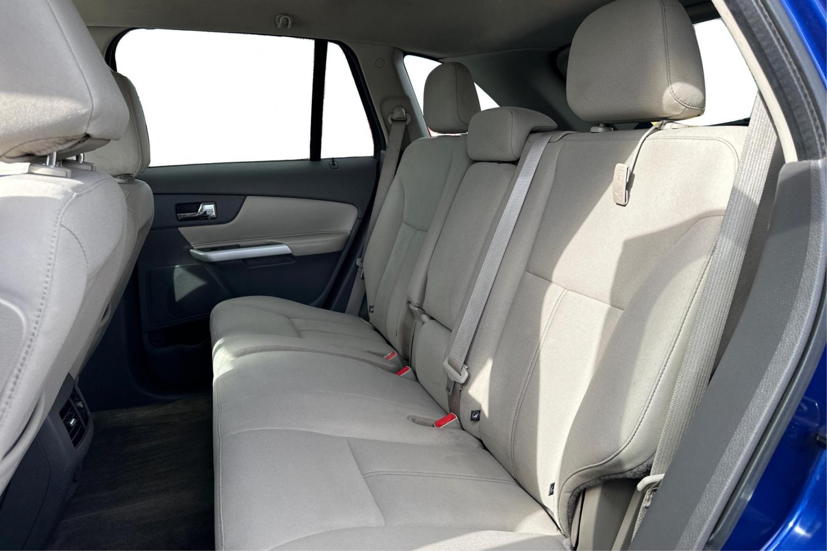 2014 Blue Ford Edge SE FWD (2FMDK3GC1EB) with an 3.5L V6 DOHC 24V engine, 6-Speed Automatic transmission, located at 7755 State Street, Midvale, UT, 84047, (801) 753-9063, 40.610329, -111.890656 - Photo#15