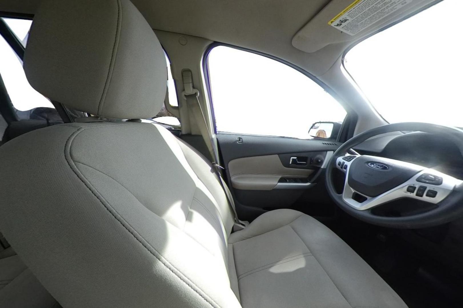 2014 Blue Ford Edge SE FWD (2FMDK3GC1EB) with an 3.5L V6 DOHC 24V engine, 6-Speed Automatic transmission, located at 7755 State Street, Midvale, UT, 84047, (801) 753-9063, 40.610329, -111.890656 - Photo#19