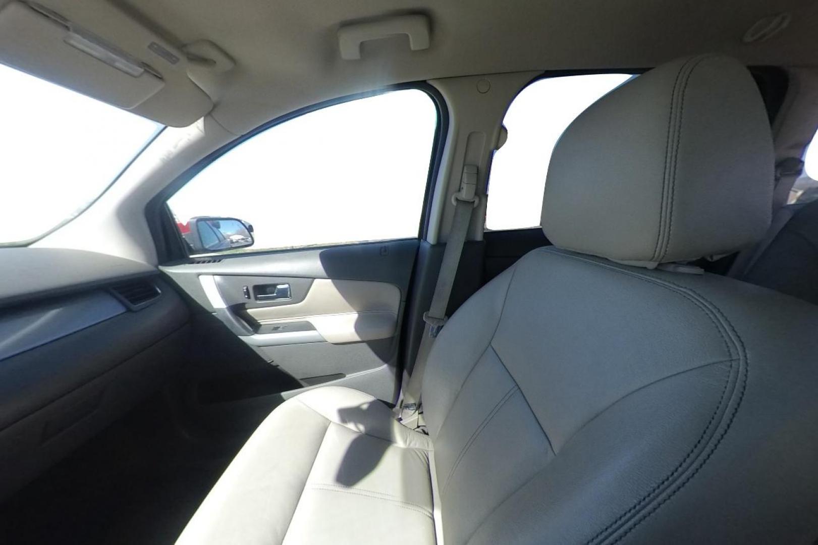 2014 Red Ford Edge SEL FWD (2FMDK3JC3EB) with an 3.5L V6 DOHC 24V engine, 6-Speed Automatic transmission, located at 7755 State Street, Midvale, UT, 84047, (801) 753-9063, 40.610329, -111.890656 - Photo#17