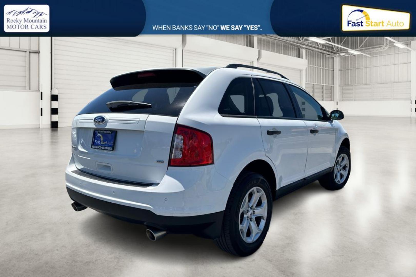 2014 White Ford Edge SE AWD (2FMDK4GCXEB) with an 3.5L V6 DOHC 24V engine, 6-Speed Automatic transmission, located at 767 S State Road, Pleasant Grove, UT, 84062, (801) 785-1058, 40.354839, -111.736687 - Photo#2