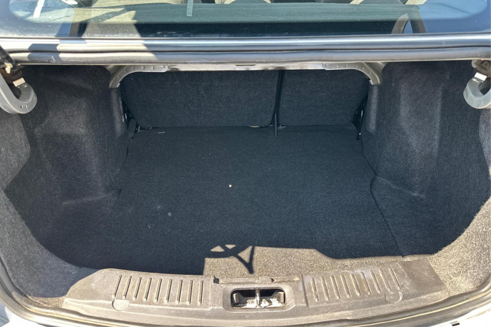 2014 Silver Ford Fiesta SE Sedan (3FADP4BJ8EM) with an 1.6L L4 DOHC 16V engine, Manual, 5-Spd transmission, located at 767 S State Road, Pleasant Grove, UT, 84062, (801) 785-1058, 40.354839, -111.736687 - Photo#13