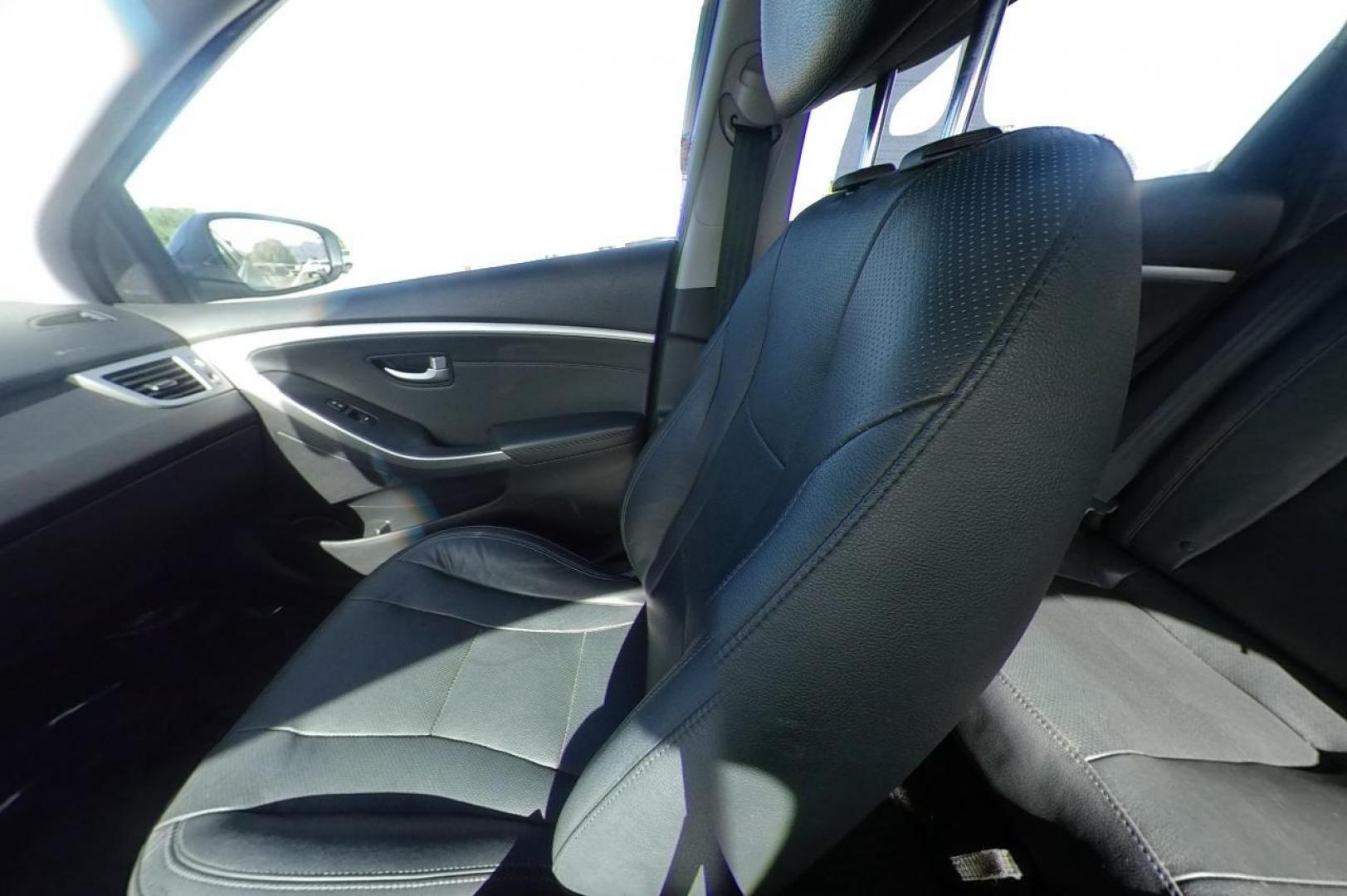 2014 Black Hyundai Elantra GT A/T (KMHD35LH8EU) with an 2.0L L4 16V DOHC engine, 6-Speed Automatic transmission, located at 7755 State Street, Midvale, UT, 84047, (801) 753-9063, 40.610329, -111.890656 - Photo#17