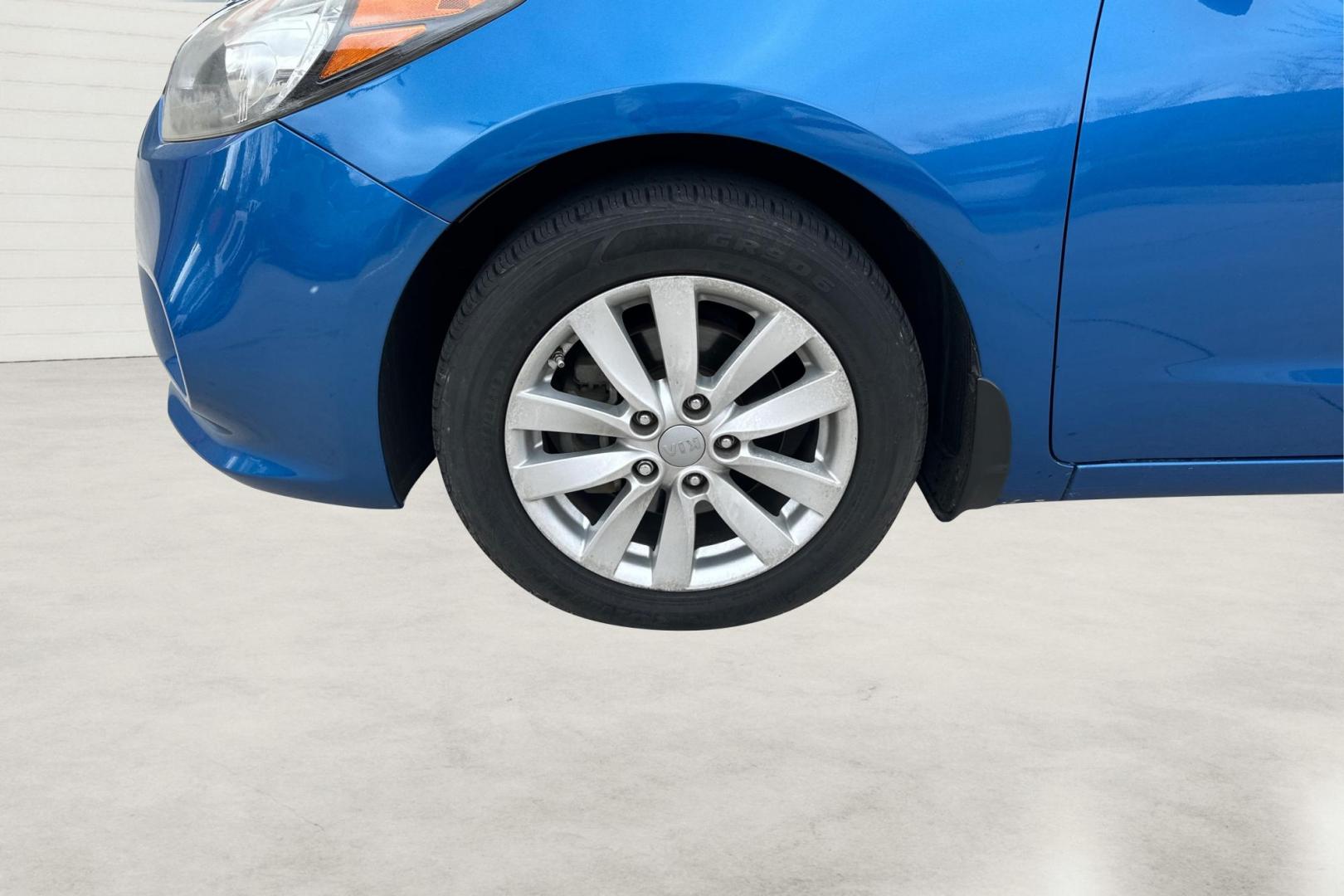 2014 Blue Kia Forte Koup EX (KNAFX6A86E5) with an 2.0L L4 DOHC 16V engine, 6-Speed Automatic transmission, located at 767 S State Road, Pleasant Grove, UT, 84062, (801) 785-1058, 40.354839, -111.736687 - Photo#12
