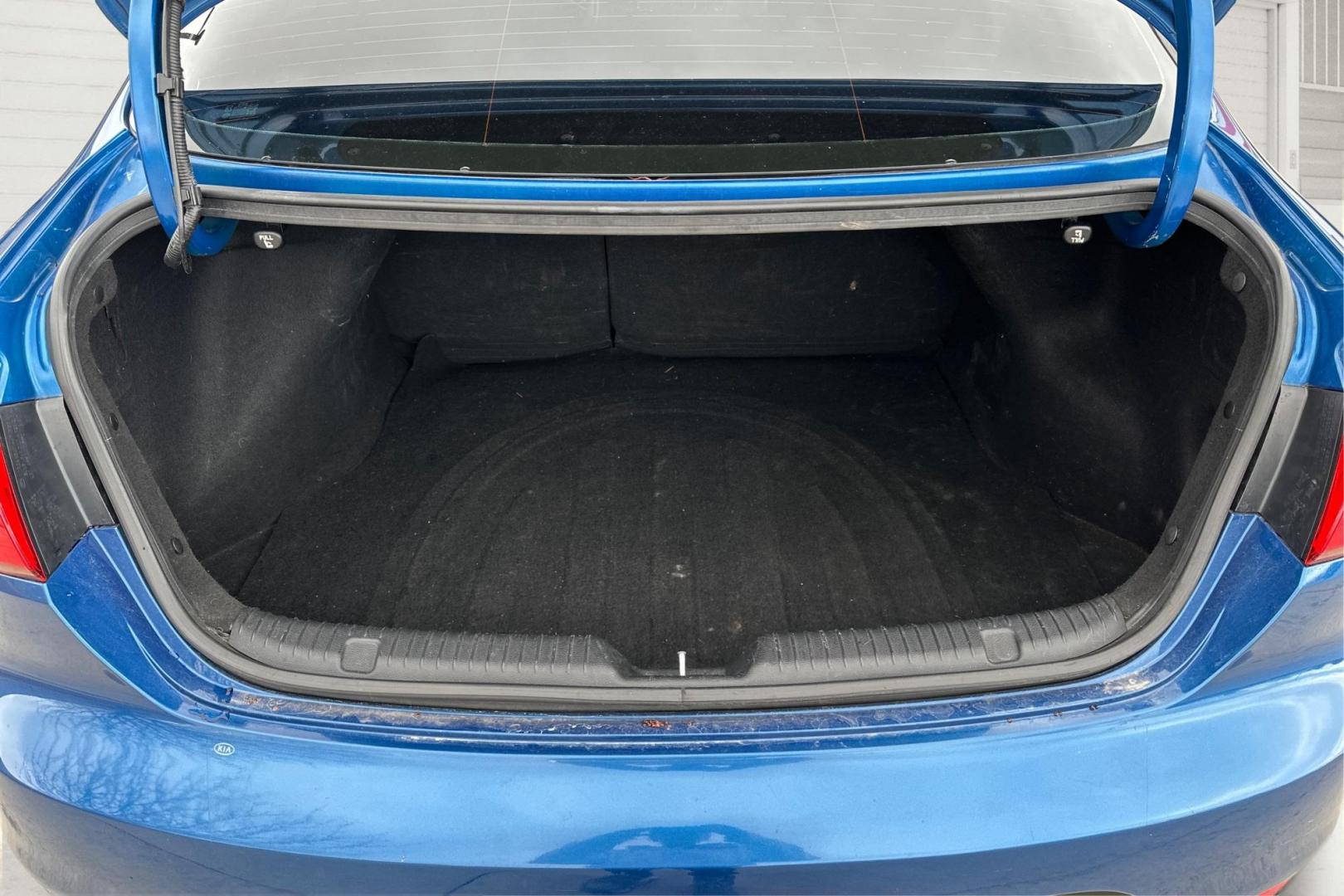 2014 Blue Kia Forte Koup EX (KNAFX6A86E5) with an 2.0L L4 DOHC 16V engine, 6-Speed Automatic transmission, located at 767 S State Road, Pleasant Grove, UT, 84062, (801) 785-1058, 40.354839, -111.736687 - Photo#13