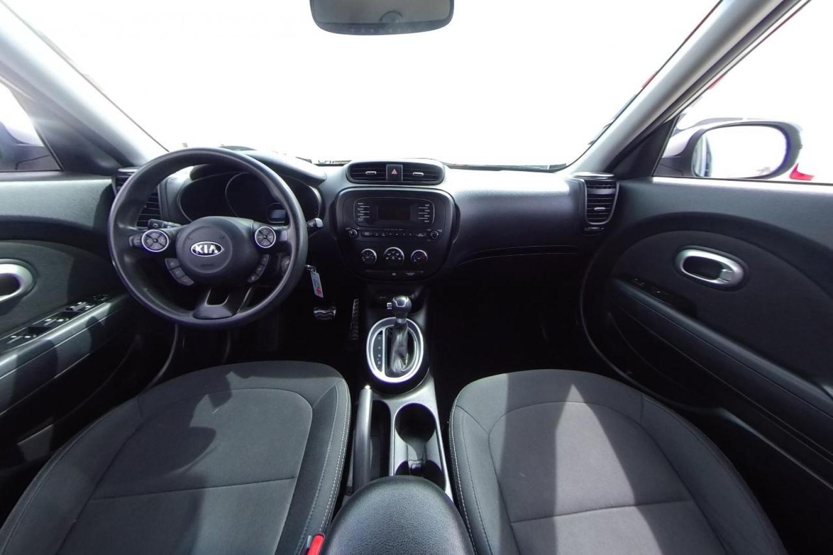 2014 Silver Kia Soul Base (KNDJN2A23E7) with an 1.6L L4 DOHC 16V engine, Automatic, 6-Spd transmission, located at 344 S Washington Blvd, Ogden, UT, 84404, (801) 399-1799, 41.255482, -111.970848 - Photo#14