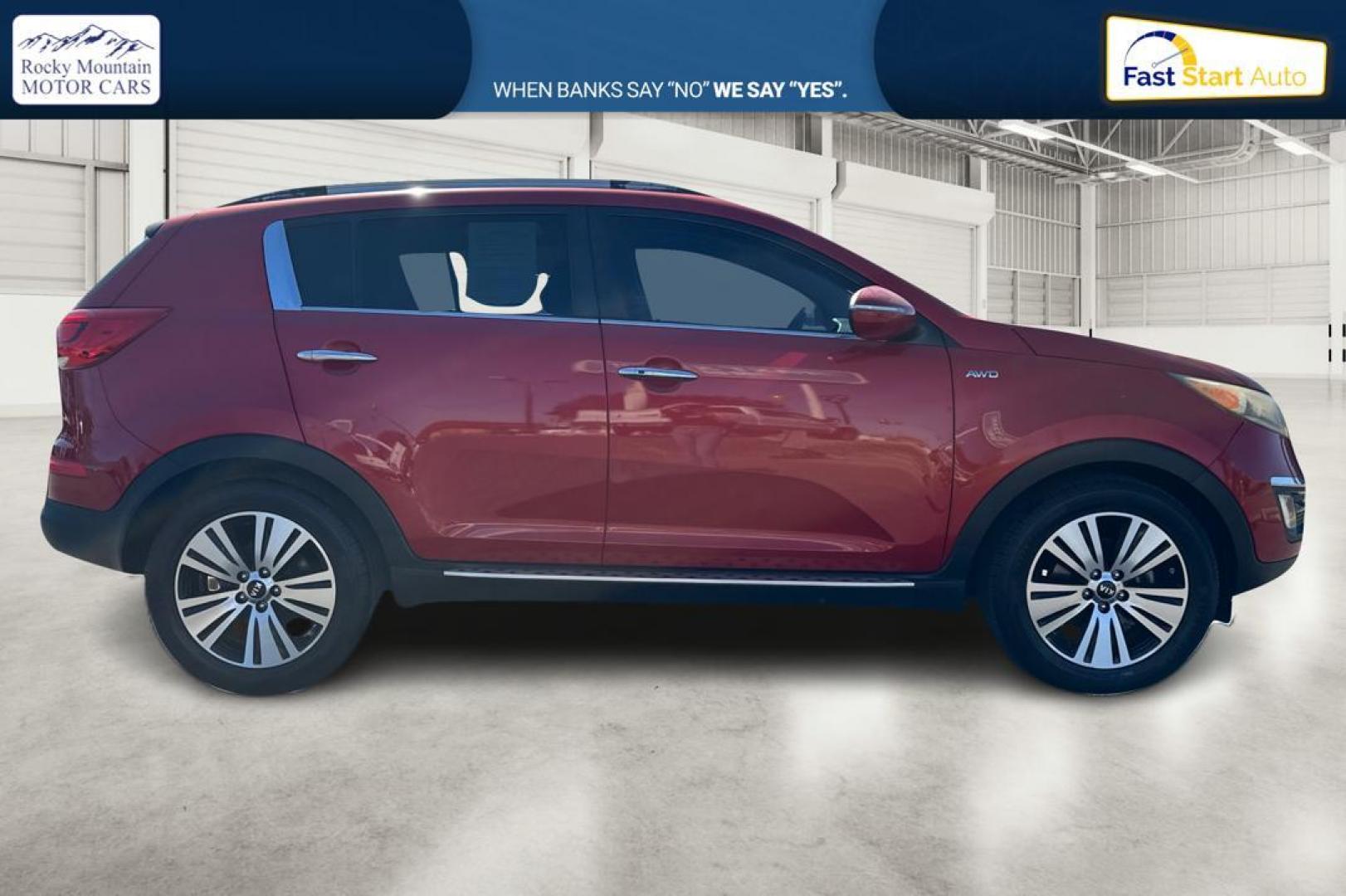 2014 Red Kia Sportage EX AWD (KNDPCCAC4E7) with an 2.4L V6 DOHC 24V engine, 6-Speed Automatic transmission, located at 7755 State Street, Midvale, UT, 84047, (801) 753-9063, 40.610329, -111.890656 - Photo#1